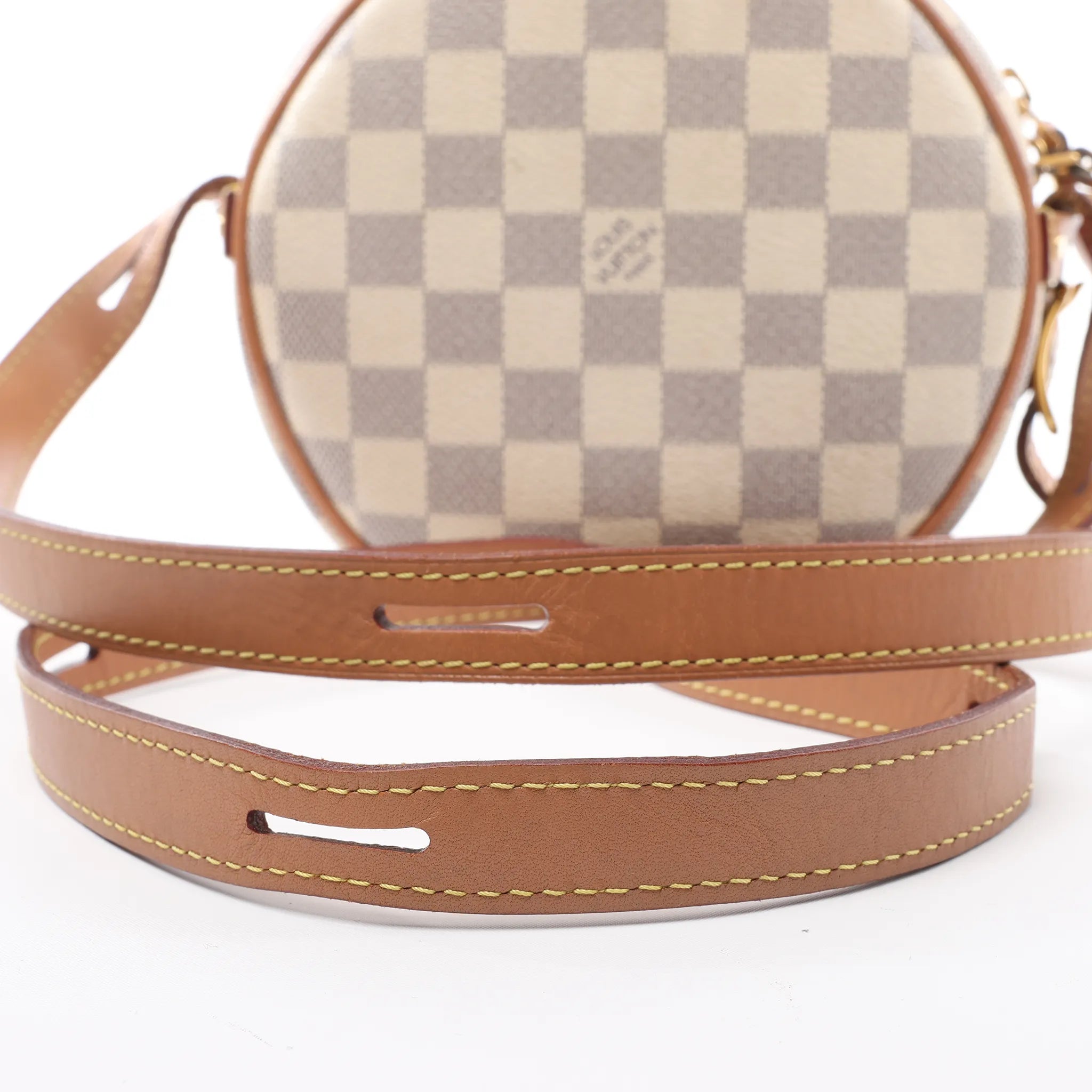 Louis Vuitton Boite Chapeau Souple Damier Azur Crossbody Bag in Beige N40333