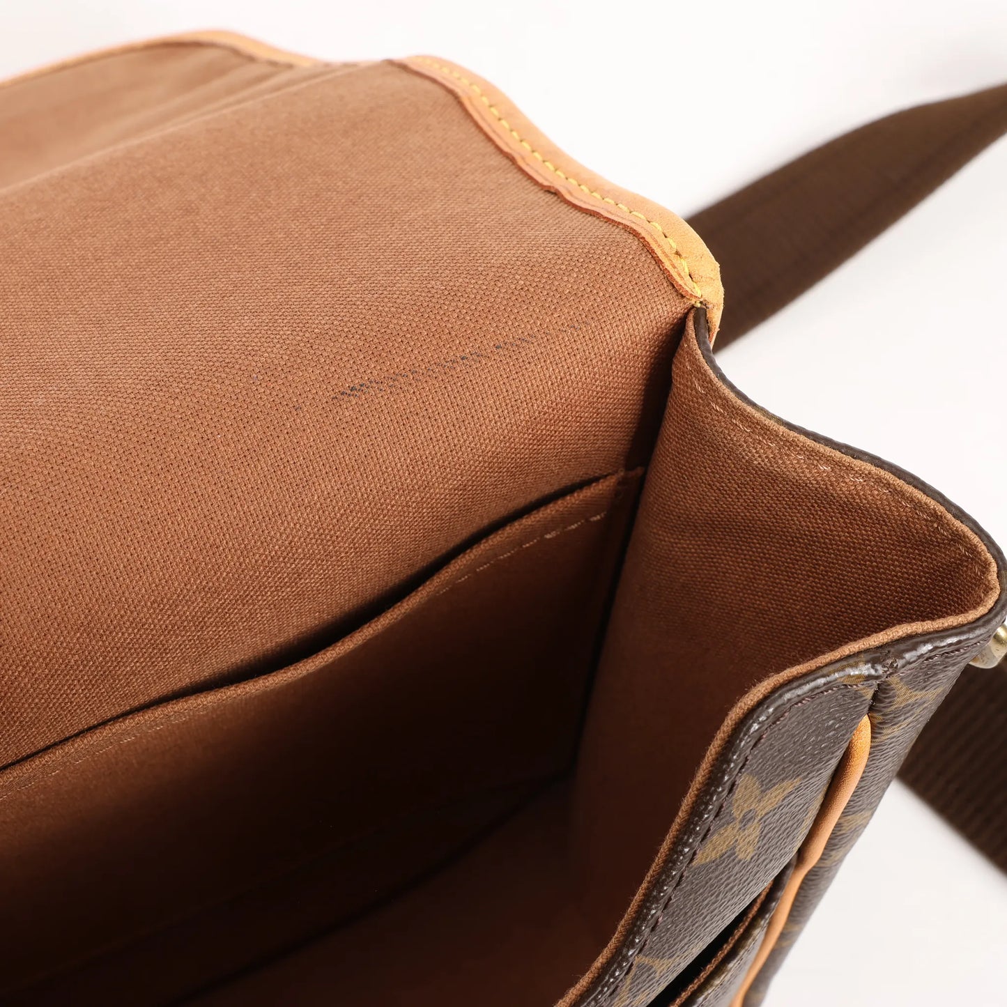 Louis Vuitton Bosphor PM Monogram Crossbody Bag in Braun