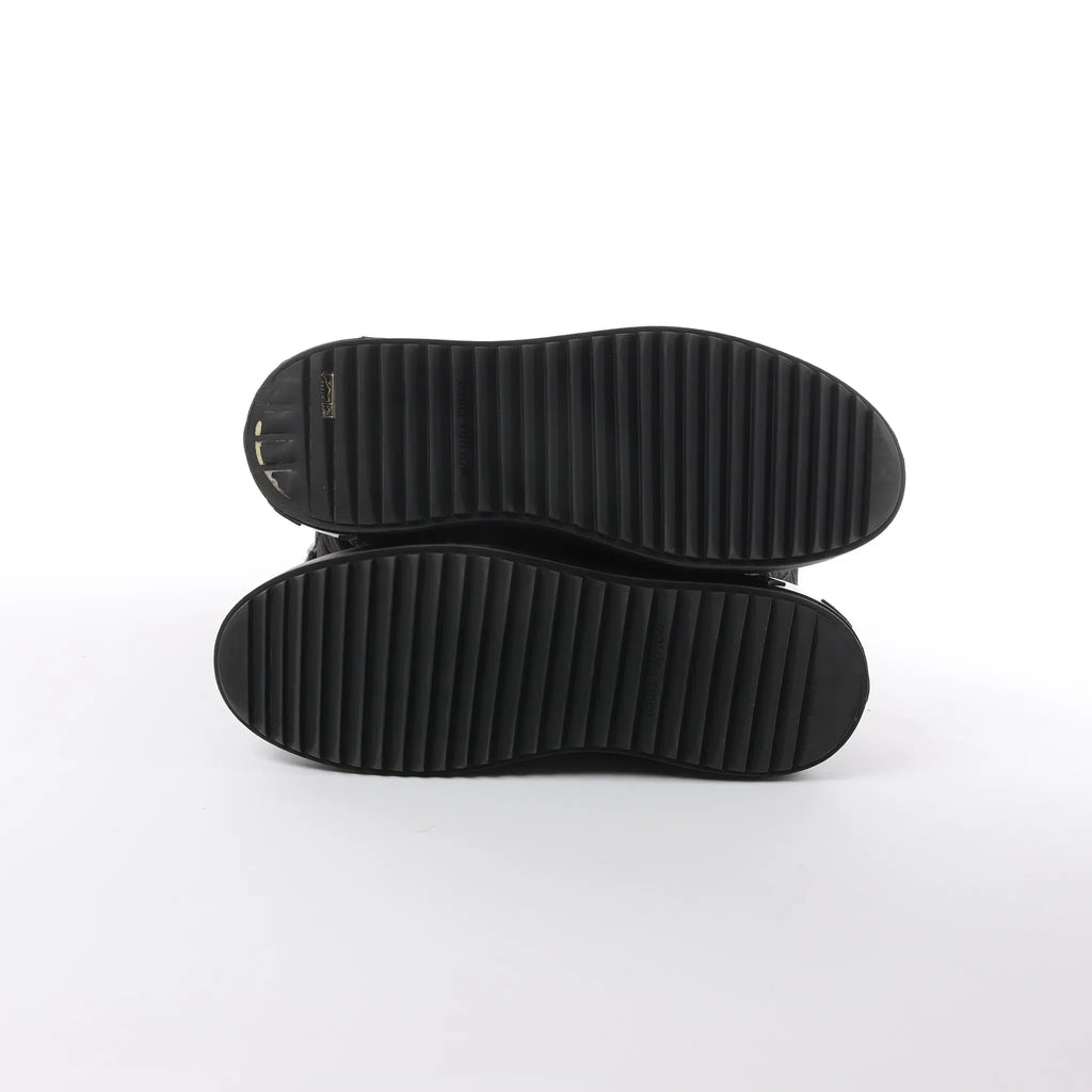 Louis Vuitton Breezy line 19-year Monogram Suede x Sheepskin Boots in Black CL0169, Size 38 EU