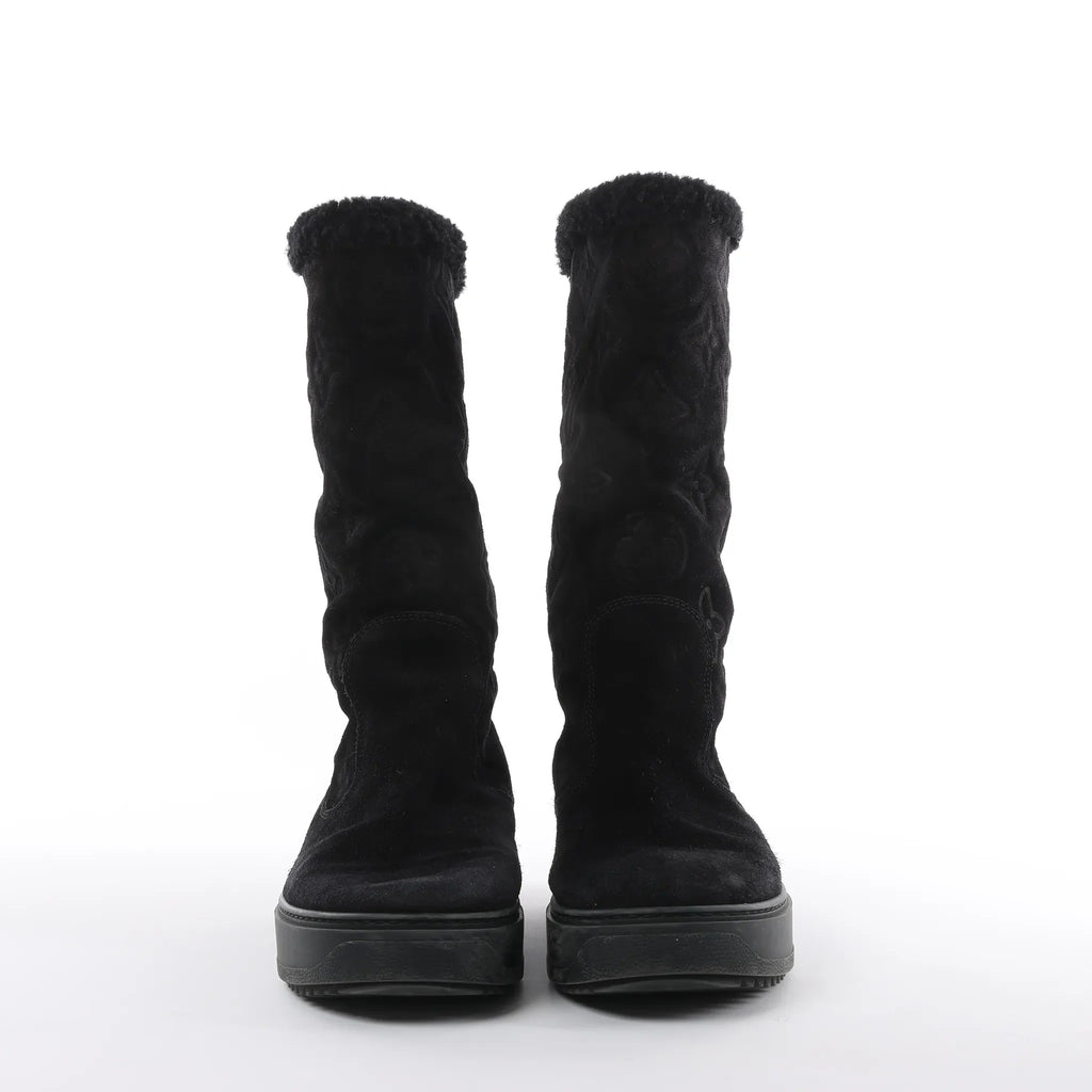 Louis Vuitton Breezy line 19-year Monogram Suede x Sheepskin Boots in Black CL0169, Size 38 EU