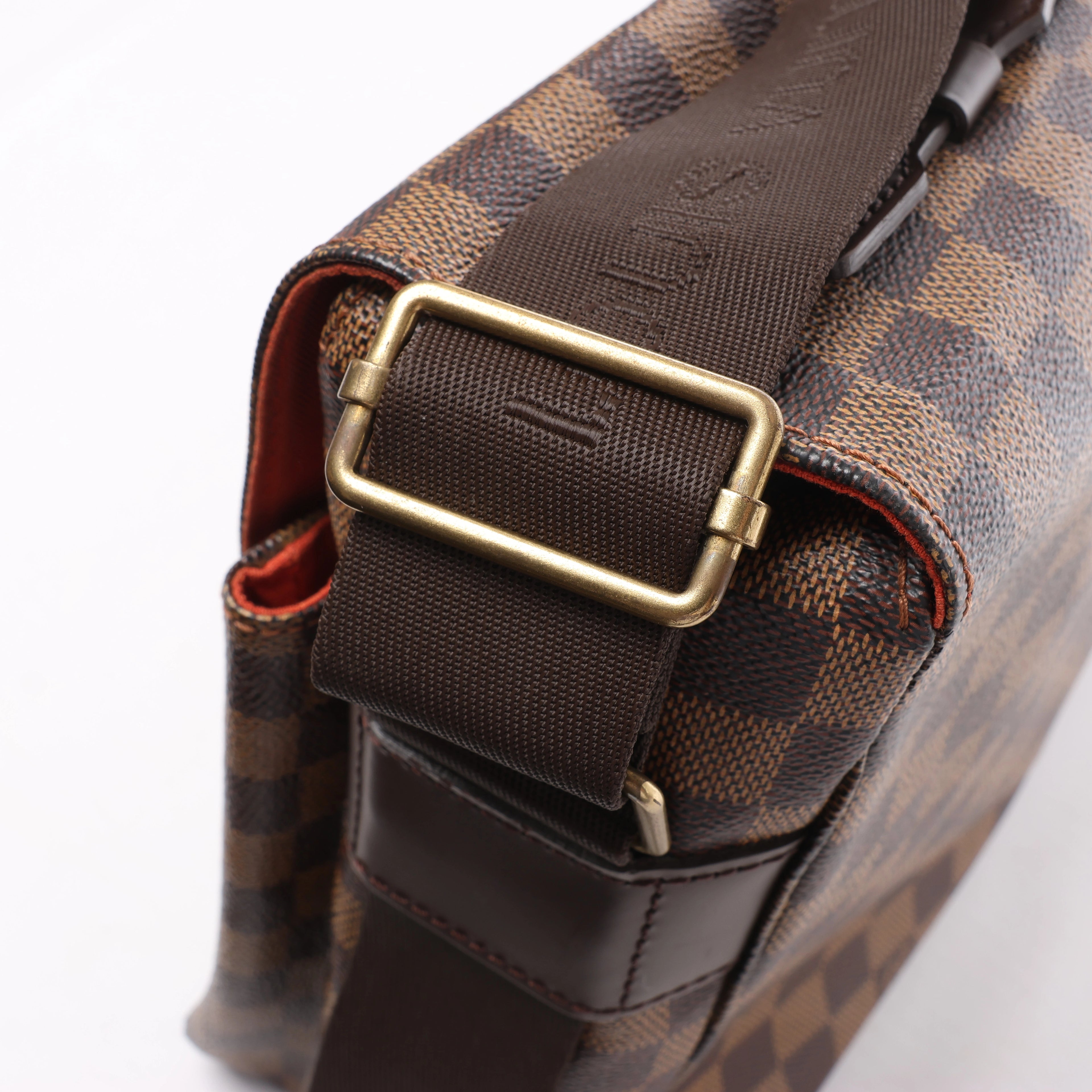 Louis Vuitton Broadway Damier Ebene Messenger Shoulder Bag in Brown N42270