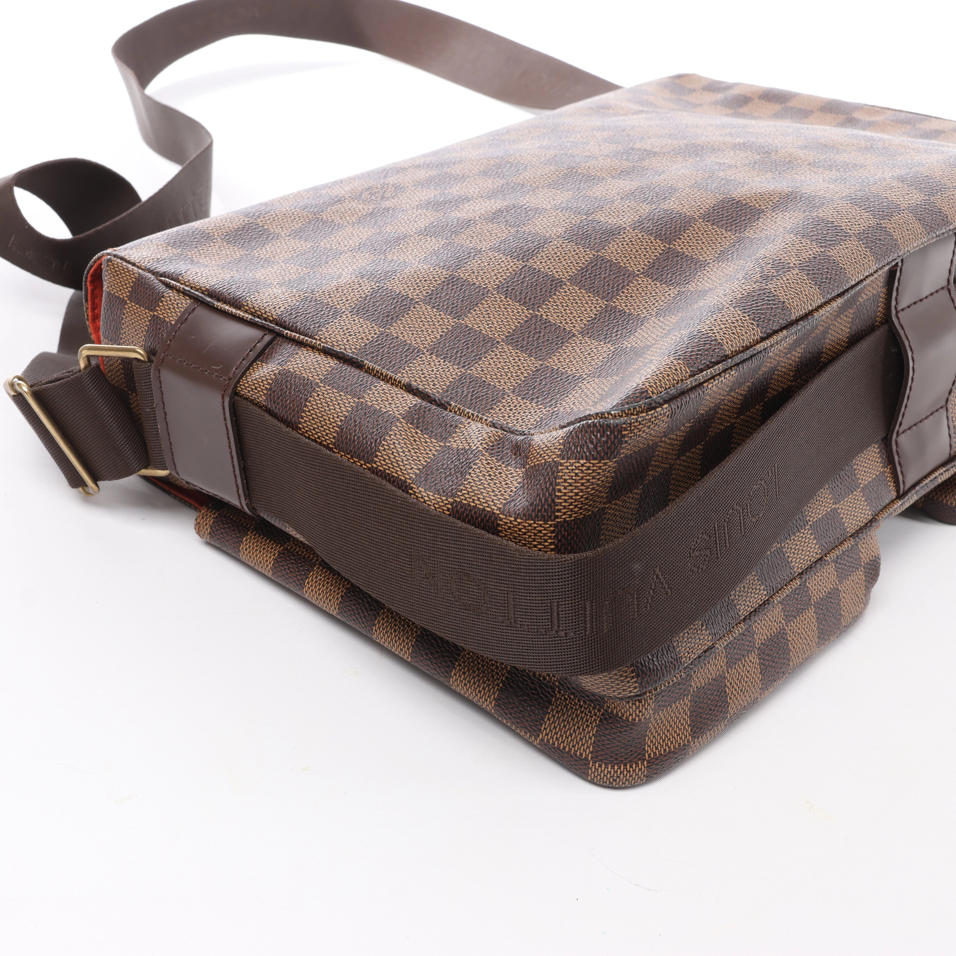 Louis Vuitton Broadway Damier Ebene Messenger Shoulder Bag in Brown N42270