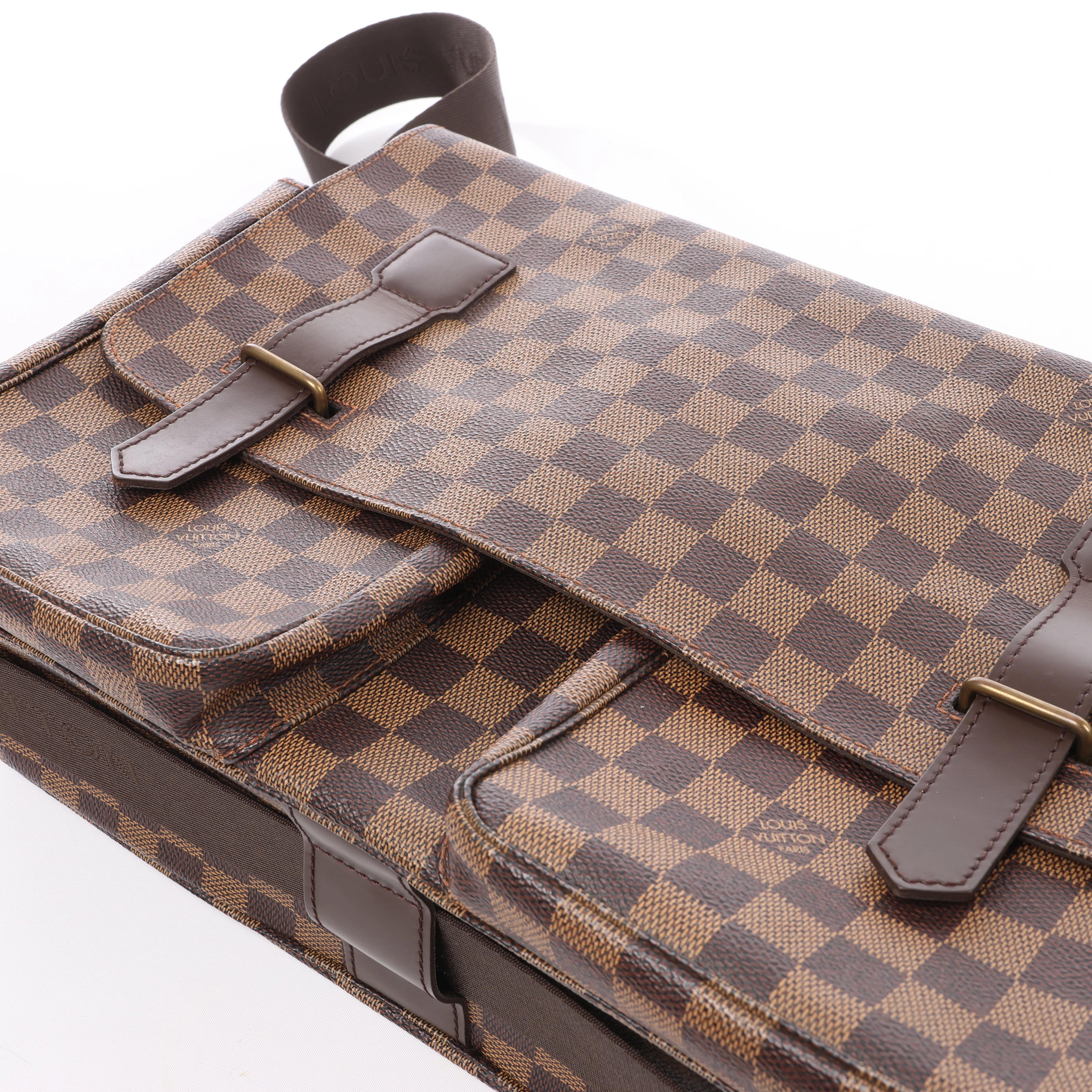 Louis Vuitton Broadway Damier Ebene Messenger Shoulder Bag in Brown N42270