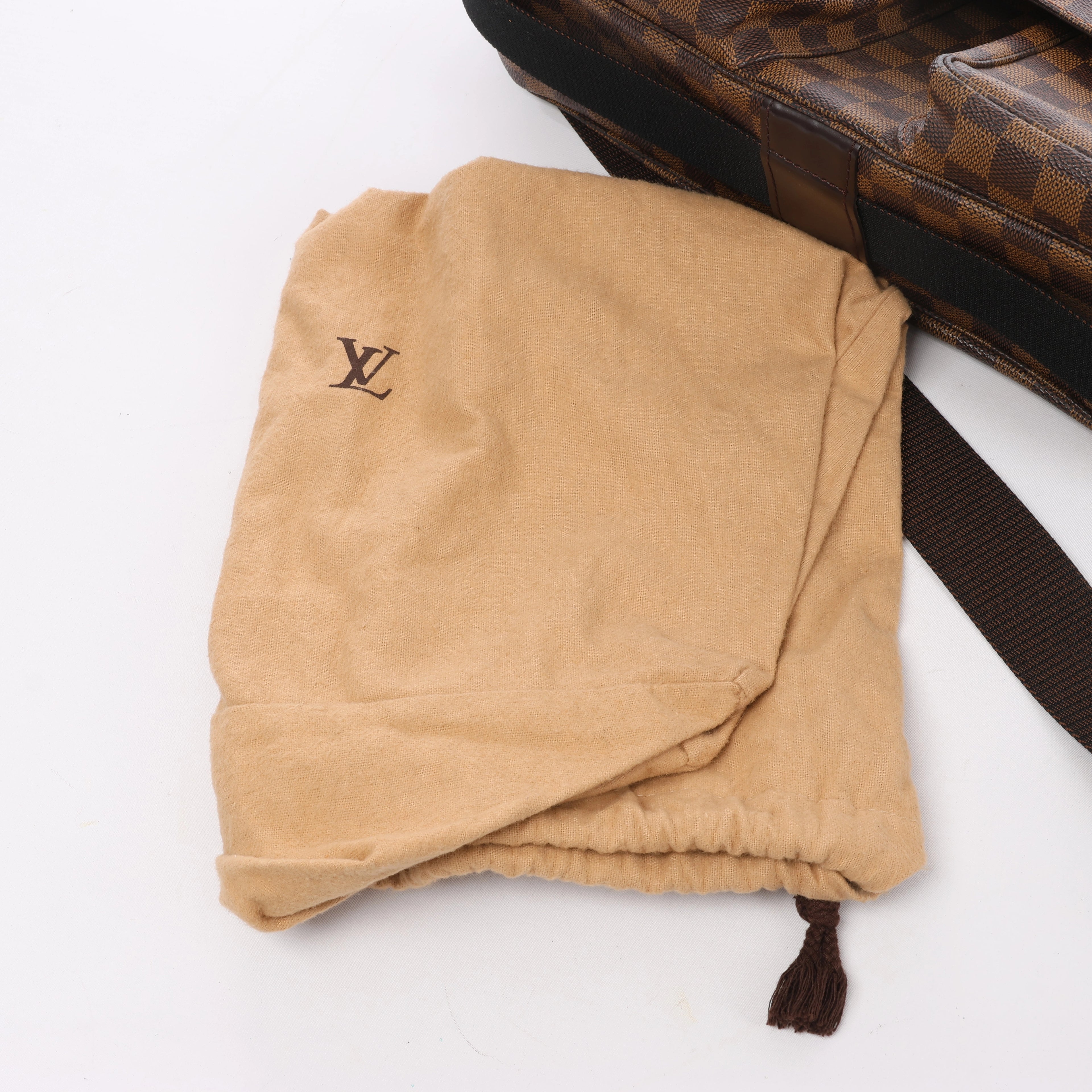 Louis Vuitton Broadway Damier Ebene Messenger Shoulder Bag in Brown N42270