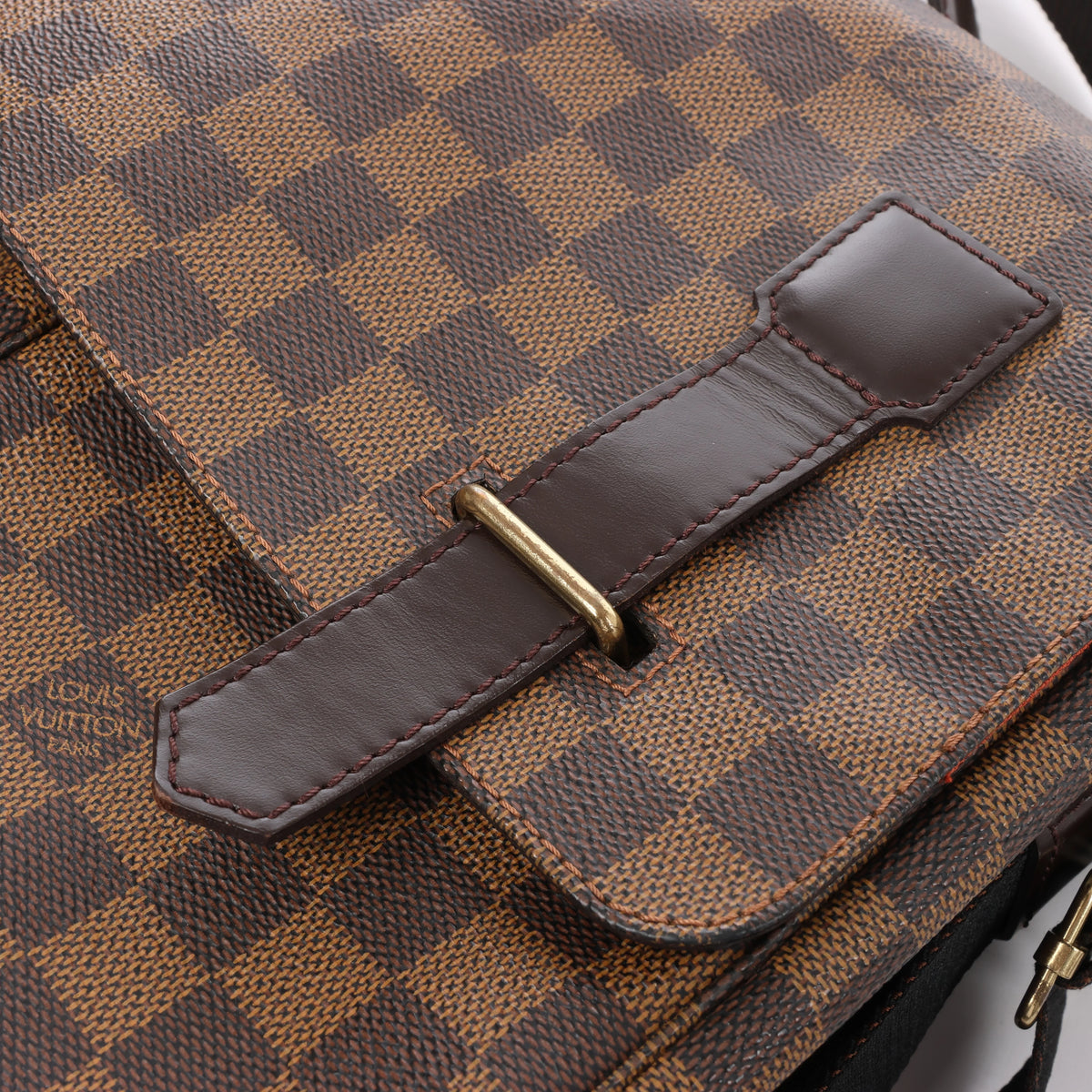 Louis Vuitton Broadway Damier Ebene Messenger Shoulder Bag in Brown N42270