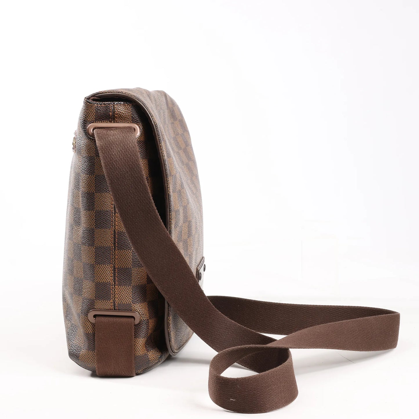 Louis Vuitton Damier Ebene Brooklyn MM Crossbody Bag in Brown N51211