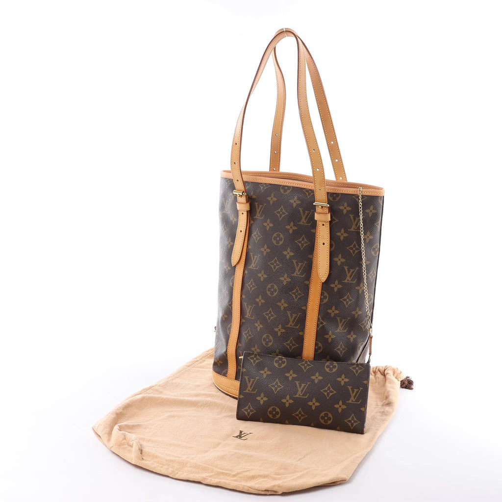 Louis Vuitton Bucket GM Monogram Canvas Shoulder Bag in Brown M42236