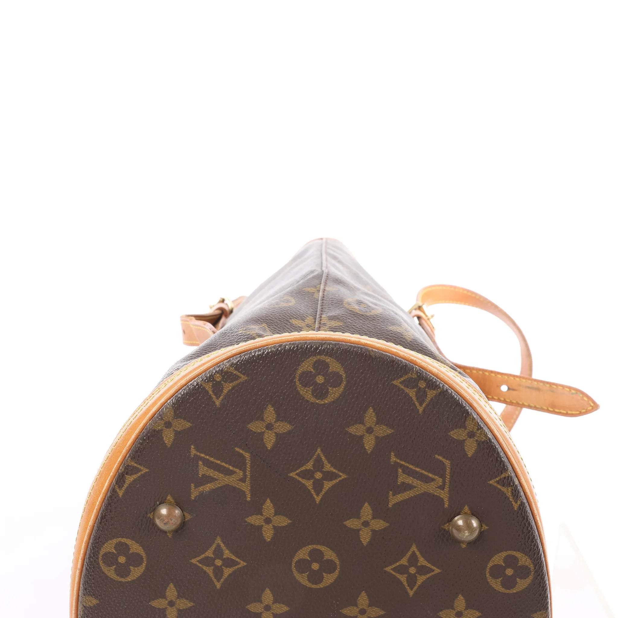 Louis Vuitton Bucket GM Monogram Canvas Shoulder Bag in Brown M42236