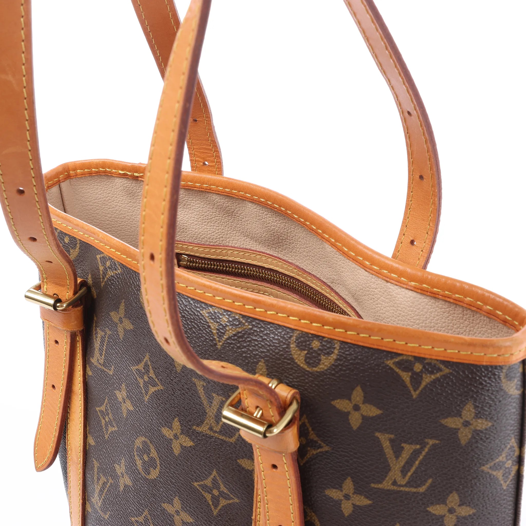 Louis Vuitton Bucket GM Monogram Canvas Shoulder Bag in Brown M42236
