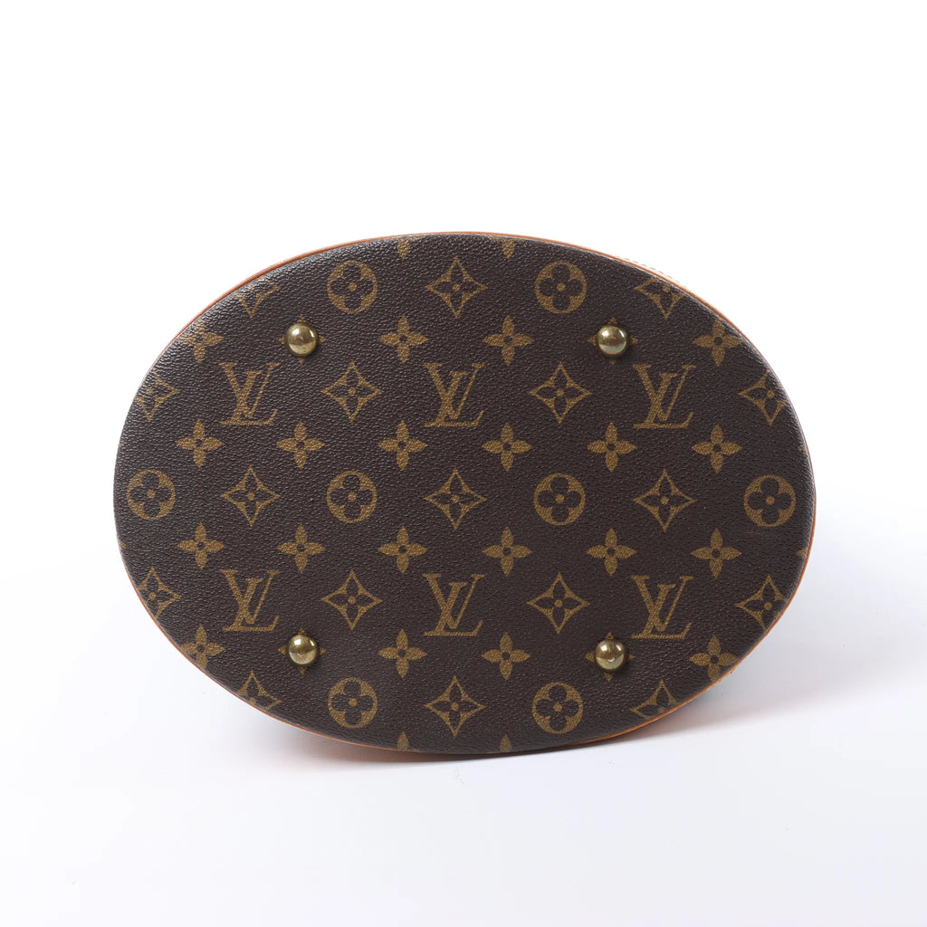 Louis Vuitton Bucket GM Monogram Canvas Shoulder Bag in Brown M42236