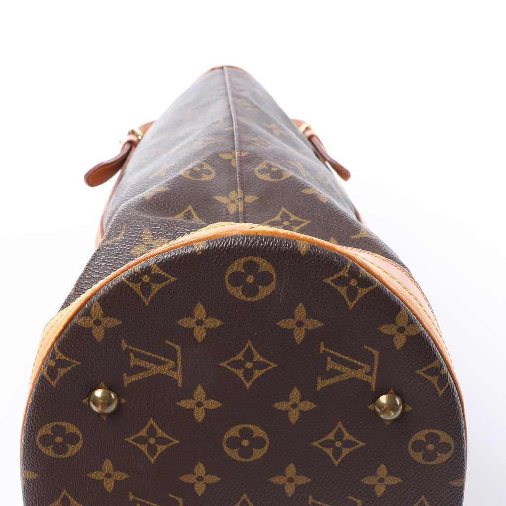 Louis Vuitton Bucket GM Monogram Canvas Shoulder Bag in Brown M42236