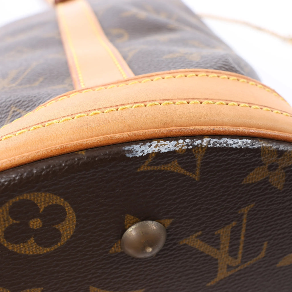 Louis Vuitton Bucket GM Monogram Canvas Shoulder Bag in Brown