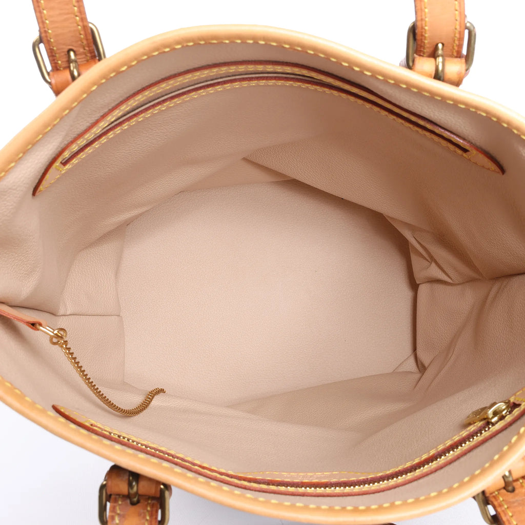 Louis Vuitton Bucket GM Monogram Canvas Shoulder Bag in Brown M42236