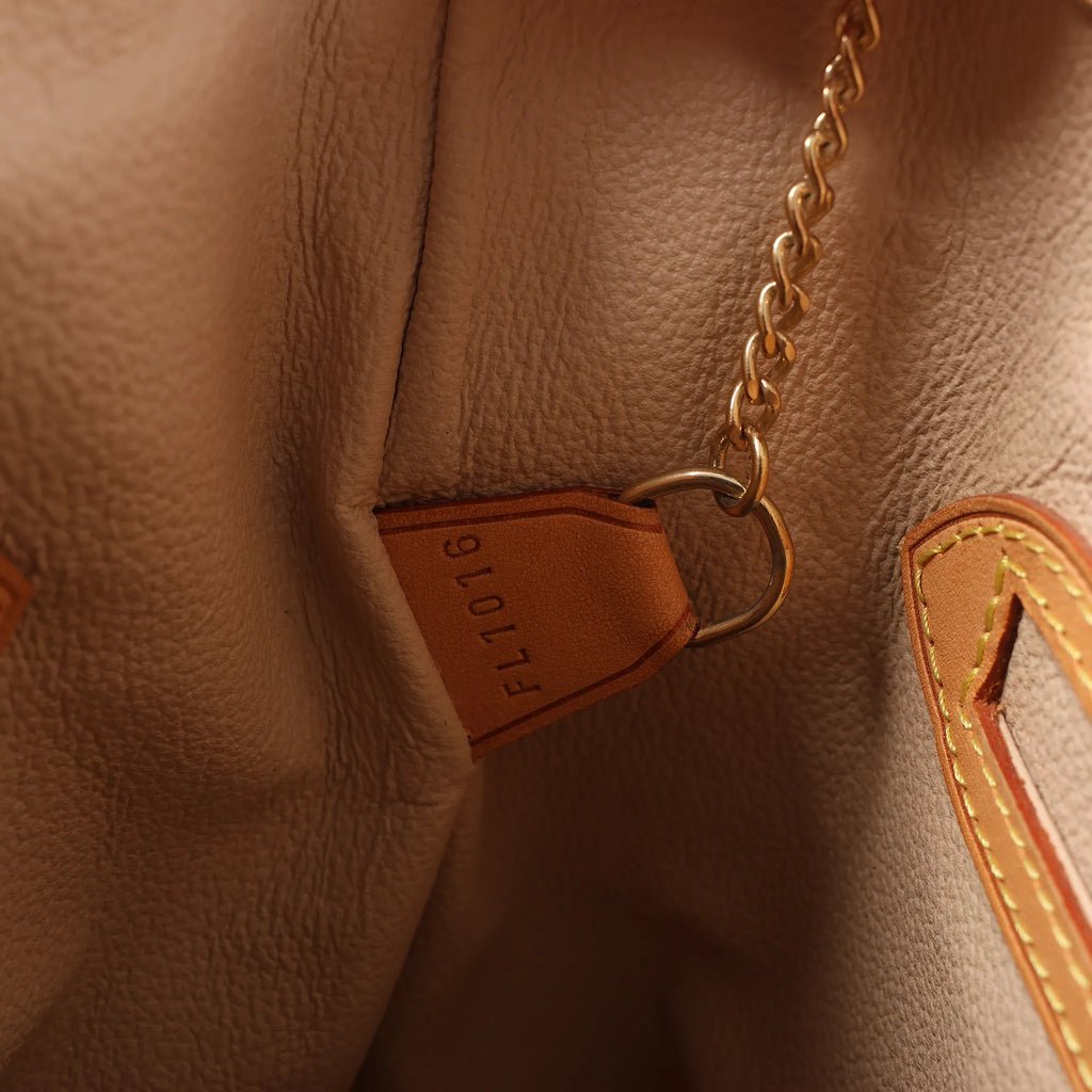 Louis Vuitton Bucket GM Monogram Canvas Shoulder Bag in Brown M42236