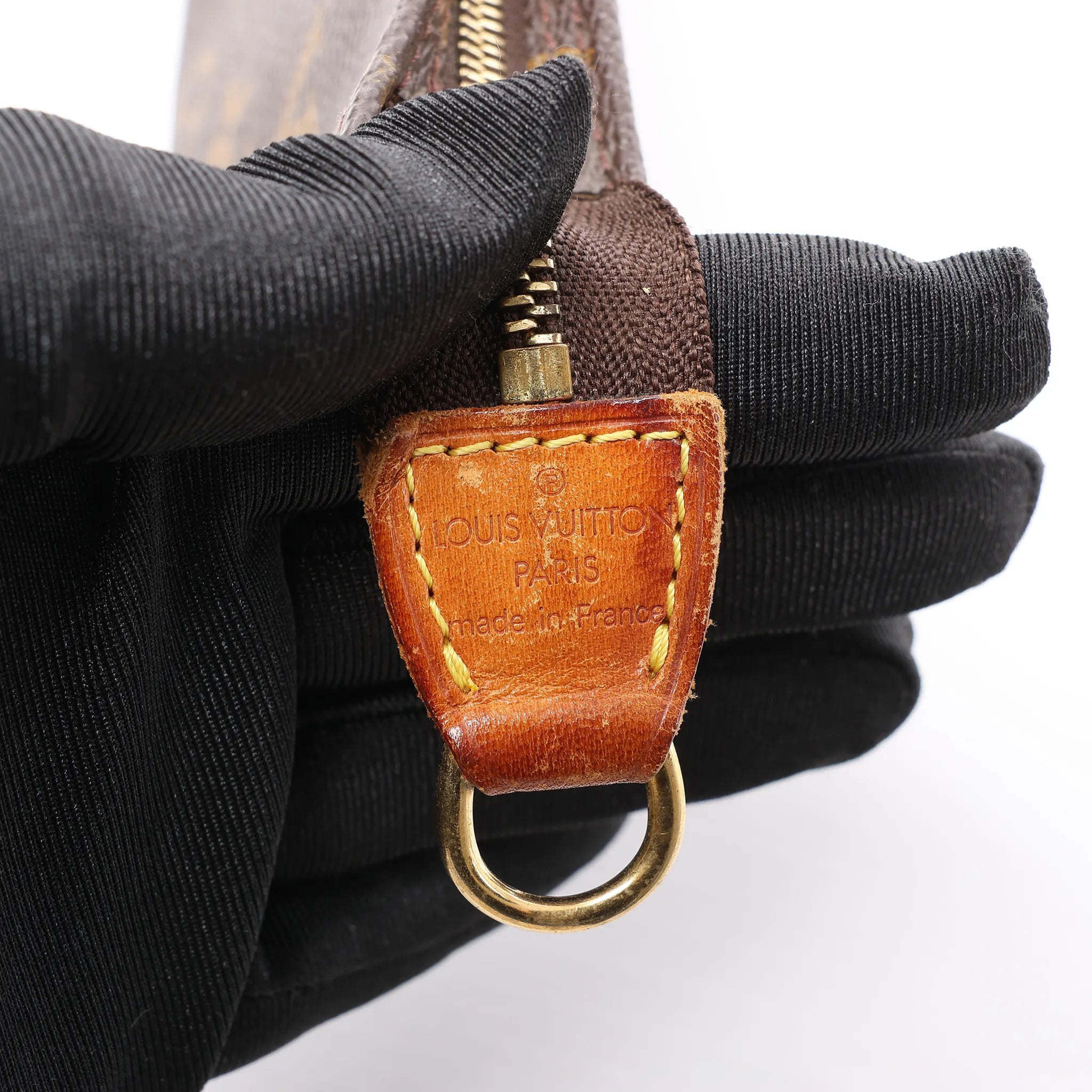 Louis Vuitton Bucket PM Monogram Canvas Shoulder Bag in Brown M42238
