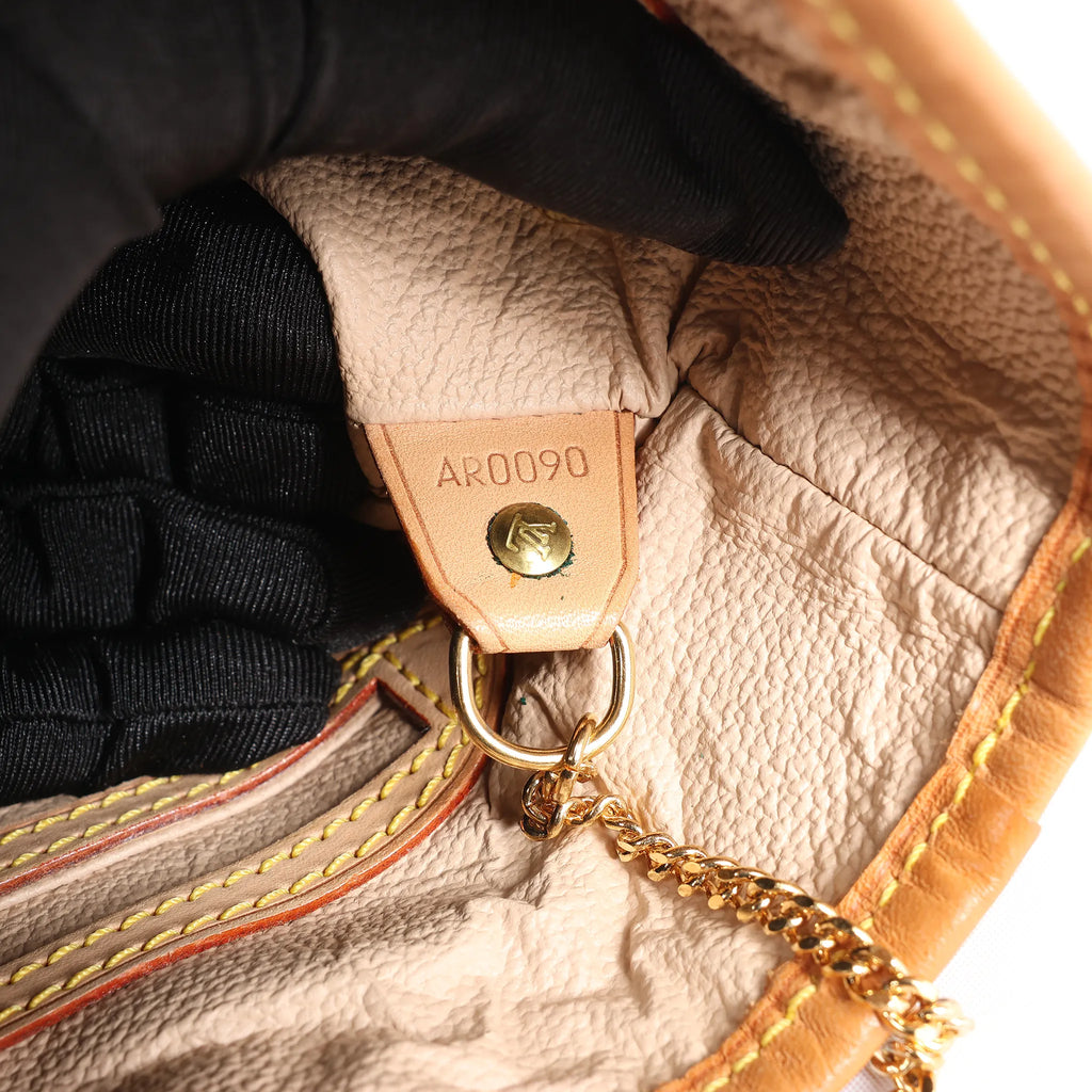 Louis Vuitton Bucket PM Monogram Canvas Shoulder Bag in Brown M42238