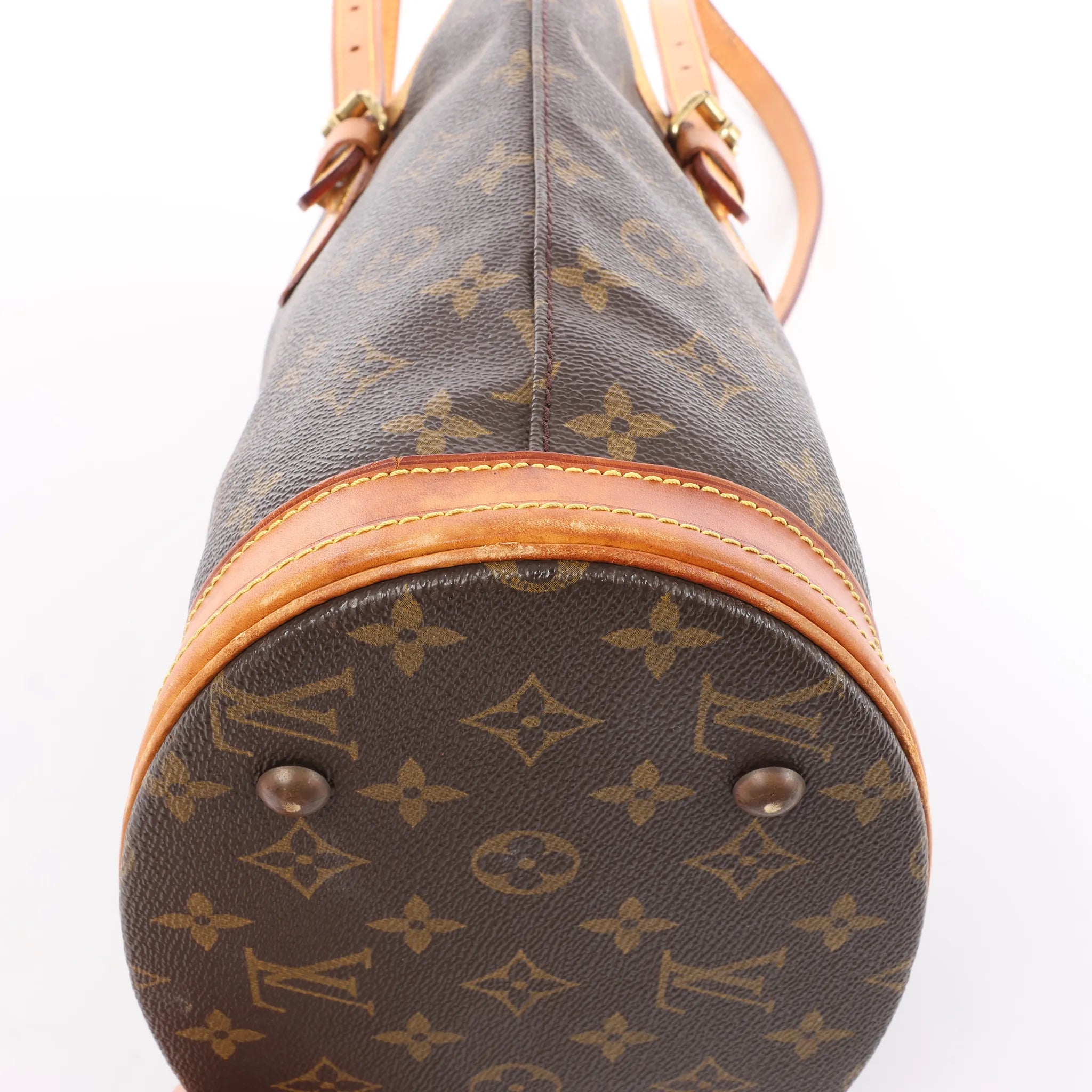 Louis Vuitton Bucket PM Monogram Canvas Shoulder Bag in Brown M42238