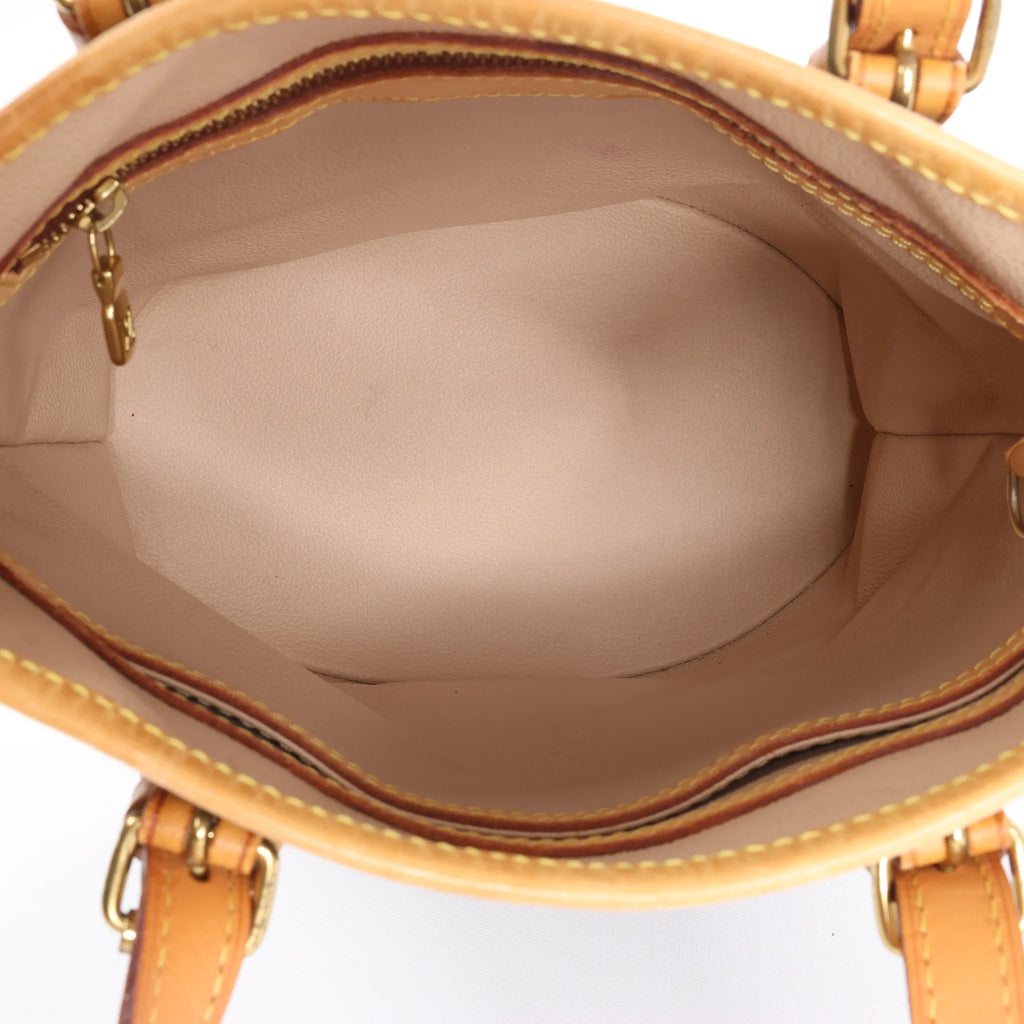 Louis Vuitton Bucket PM Monogram Canvas Shoulder Bag in Brown M42238