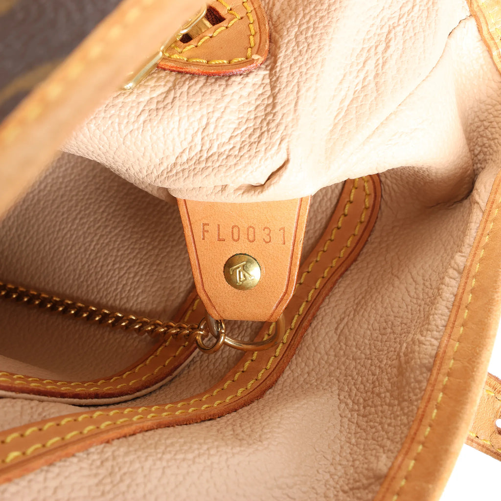 Louis Vuitton Bucket PM Monogram Canvas Shoulder Bag in Brown M42238