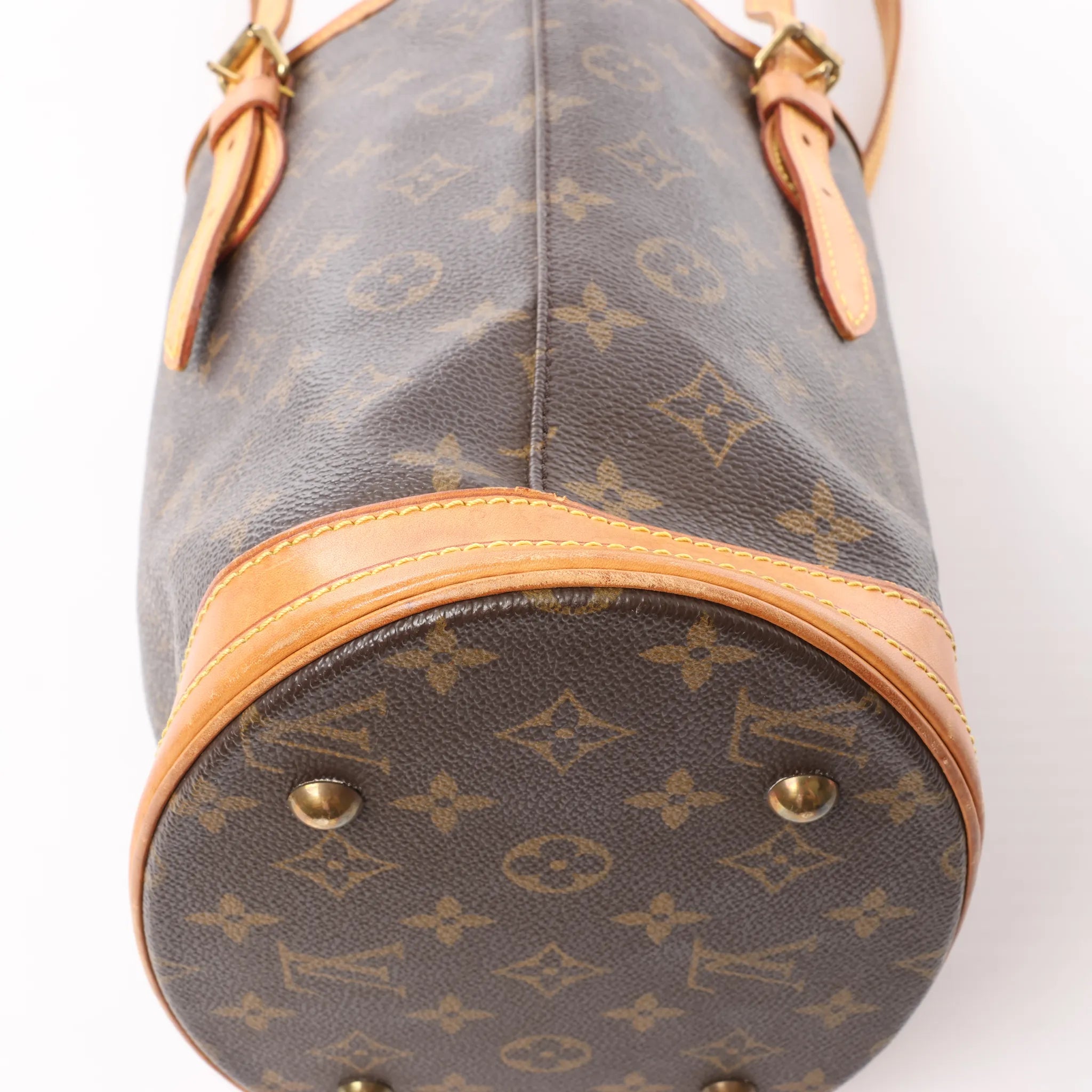Louis Vuitton Bucket PM Monogram Canvas Shoulder Bag in Brown M42238
