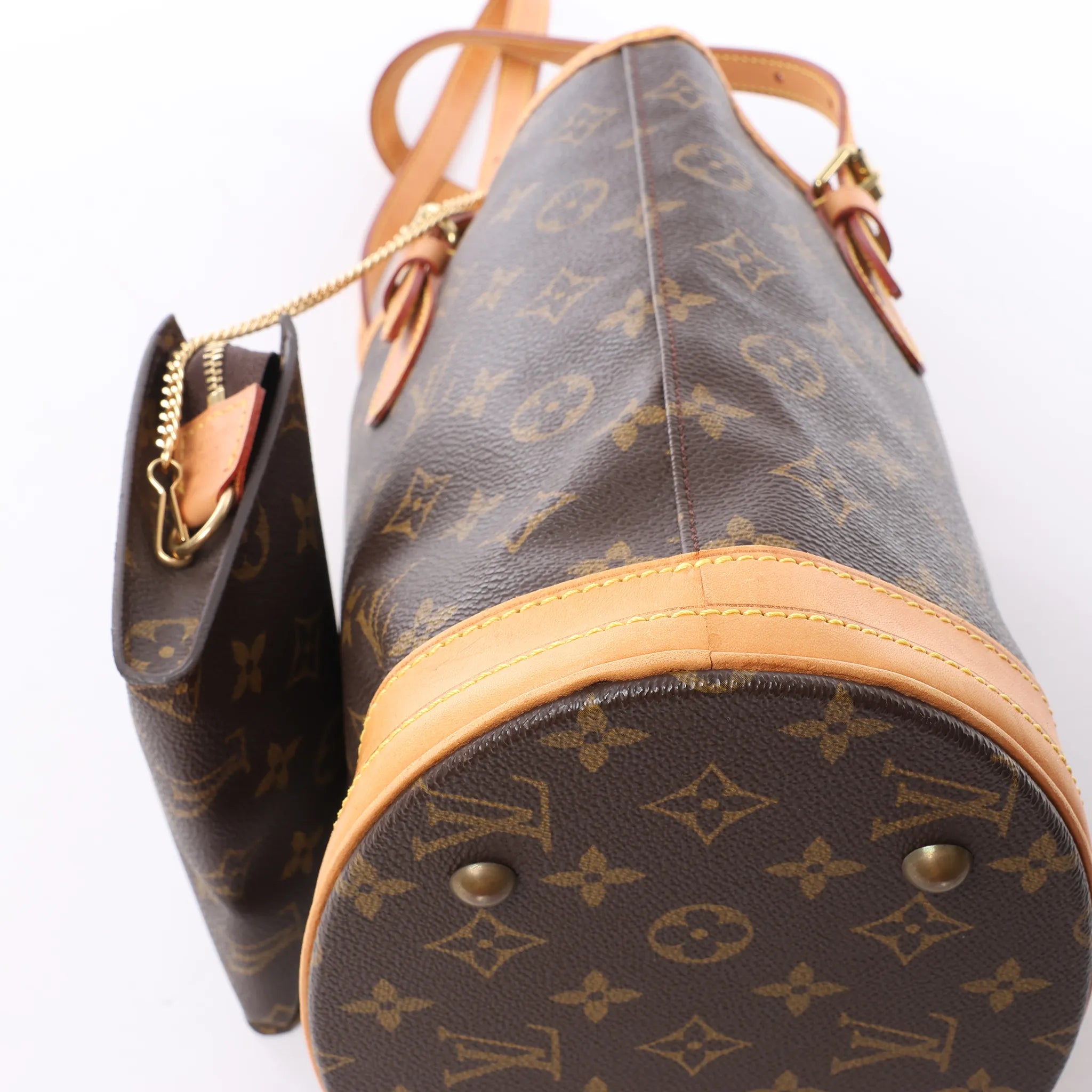 Louis Vuitton Bucket PM Monogram Canvas Shoulder Bag in Brown M42238