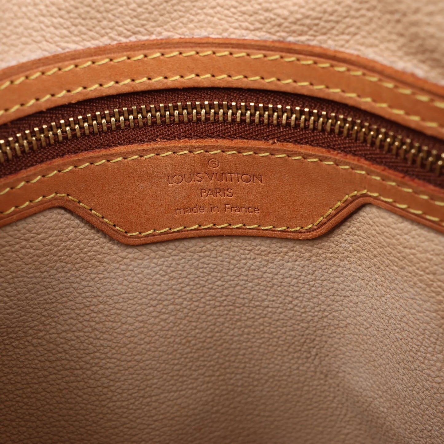 Louis Vuitton Bucket PM Monogram Canvas Shoulder Bag in Brown M42238