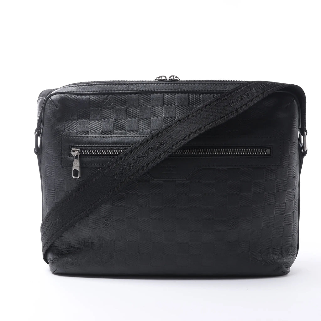 Louis Vuitton Calypso MM Damier Infini Messenger Crossbody Bag in Black N41201