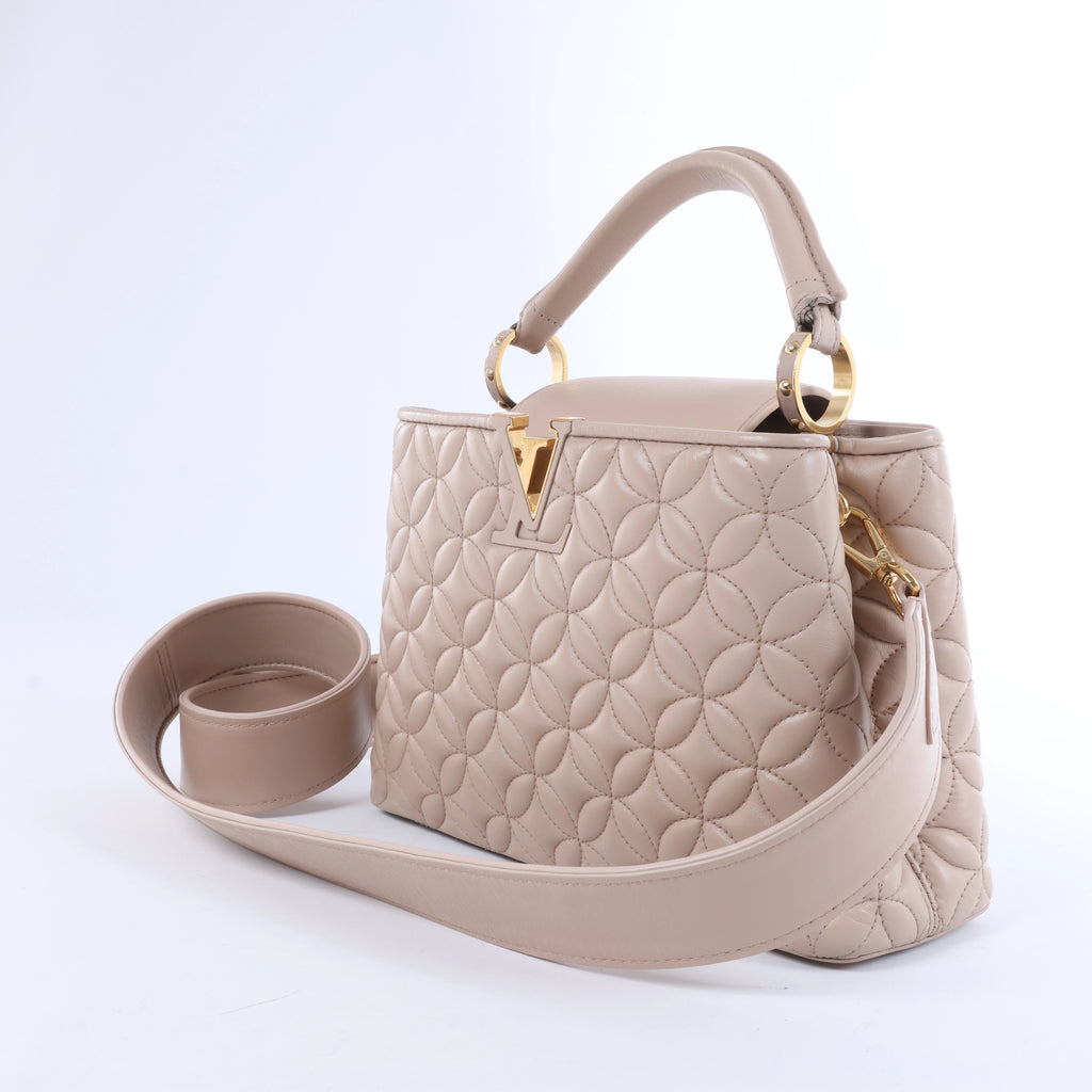 Bolso Louis Vuitton Capucines BB de piel Parnassea de 2 vías en beige M94688