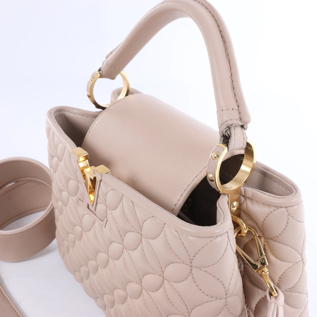Bolso Louis Vuitton Capucines BB de piel Parnassea de 2 vías en beige M94688