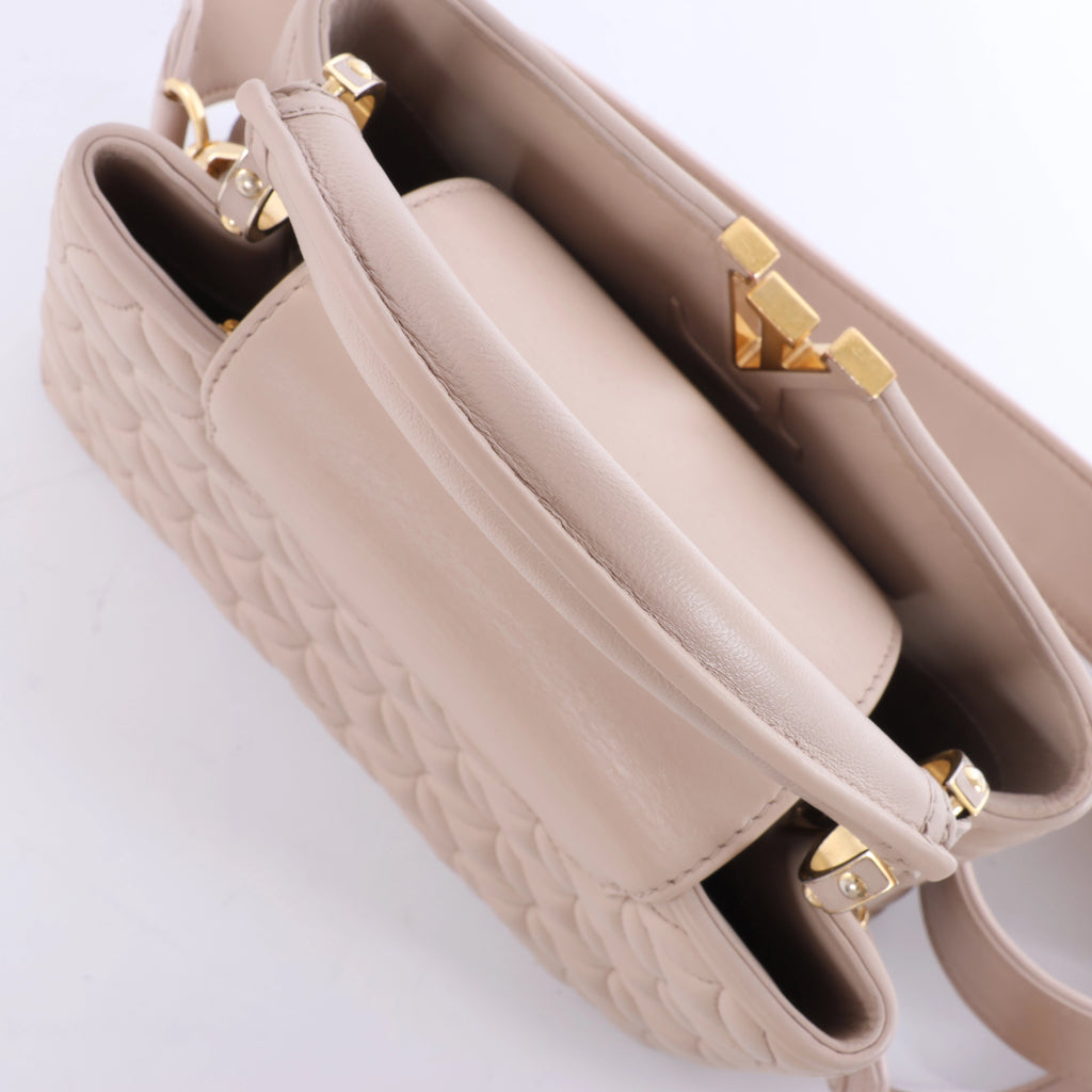 Bolso Louis Vuitton Capucines BB de piel Parnassea de 2 vías en beige M94688