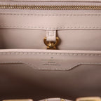 Bolso Louis Vuitton Capucines BB de piel Parnassea de 2 vías en beige M94688