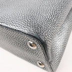 Louis Vuitton Taurillon Capucines MM Handbag in Silver
