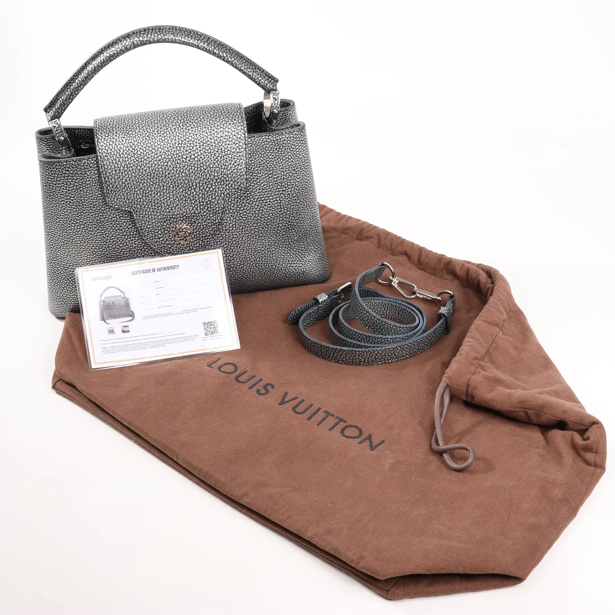 Louis Vuitton Taurillon Capucines MM Handbag in Silver