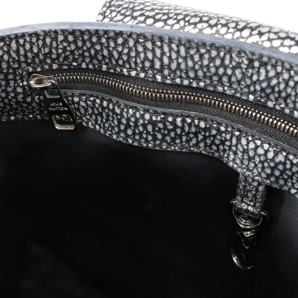 Louis Vuitton Taurillon Capucines MM Handbag in Silver
