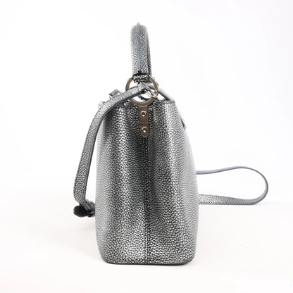 Louis Vuitton Taurillon Capucines MM Handtasche in Silber