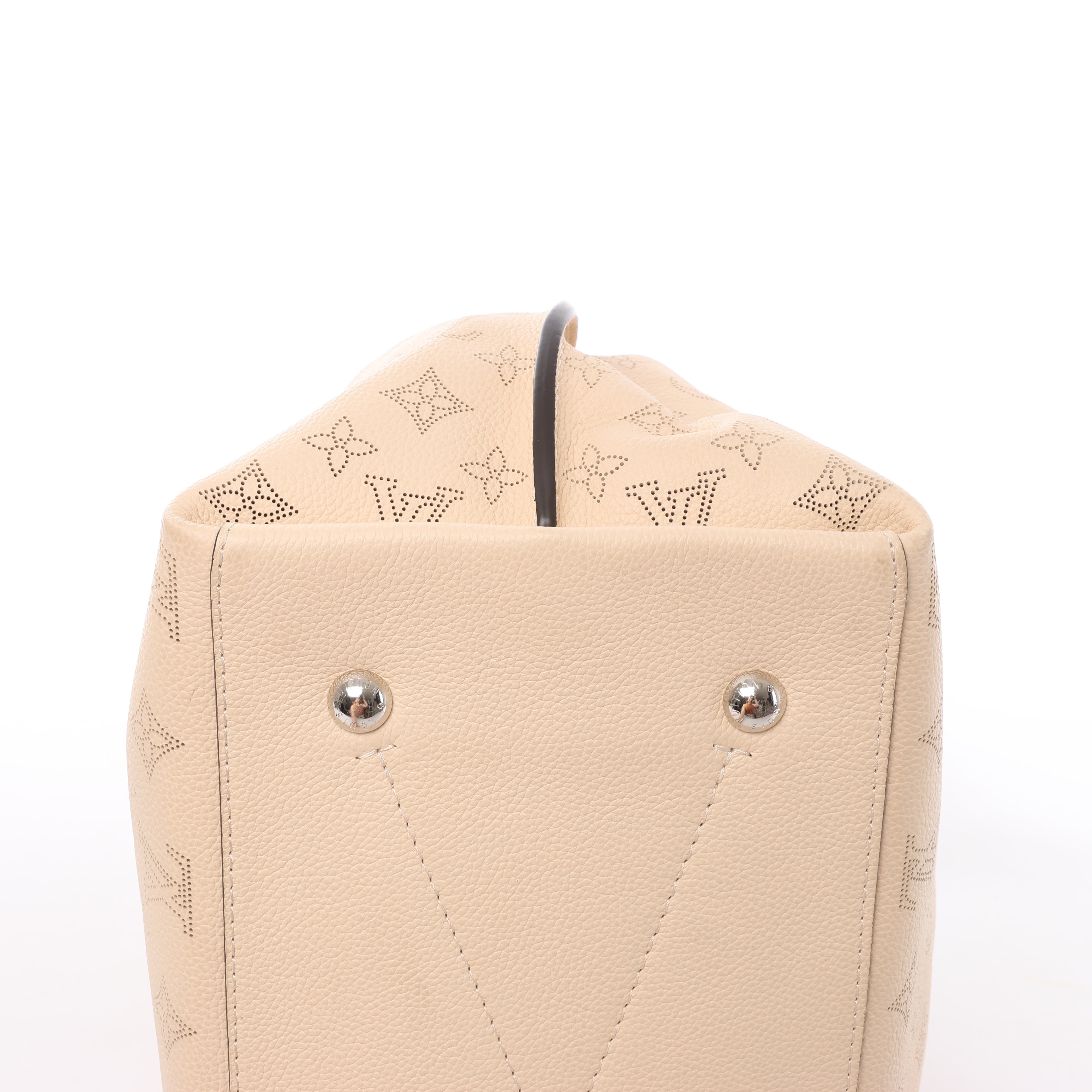 Louis Vuitton Carmel Perforated Mahina Leather Hobo Shoulder Bag in in Beige Crème M53188