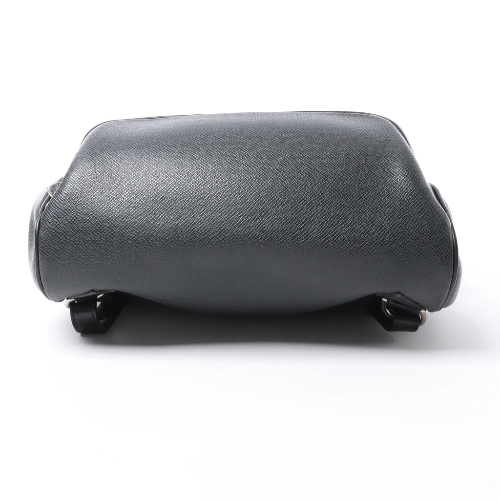 Louis Vuitton Cassiar Taiga Leather Backpack in Black M30172