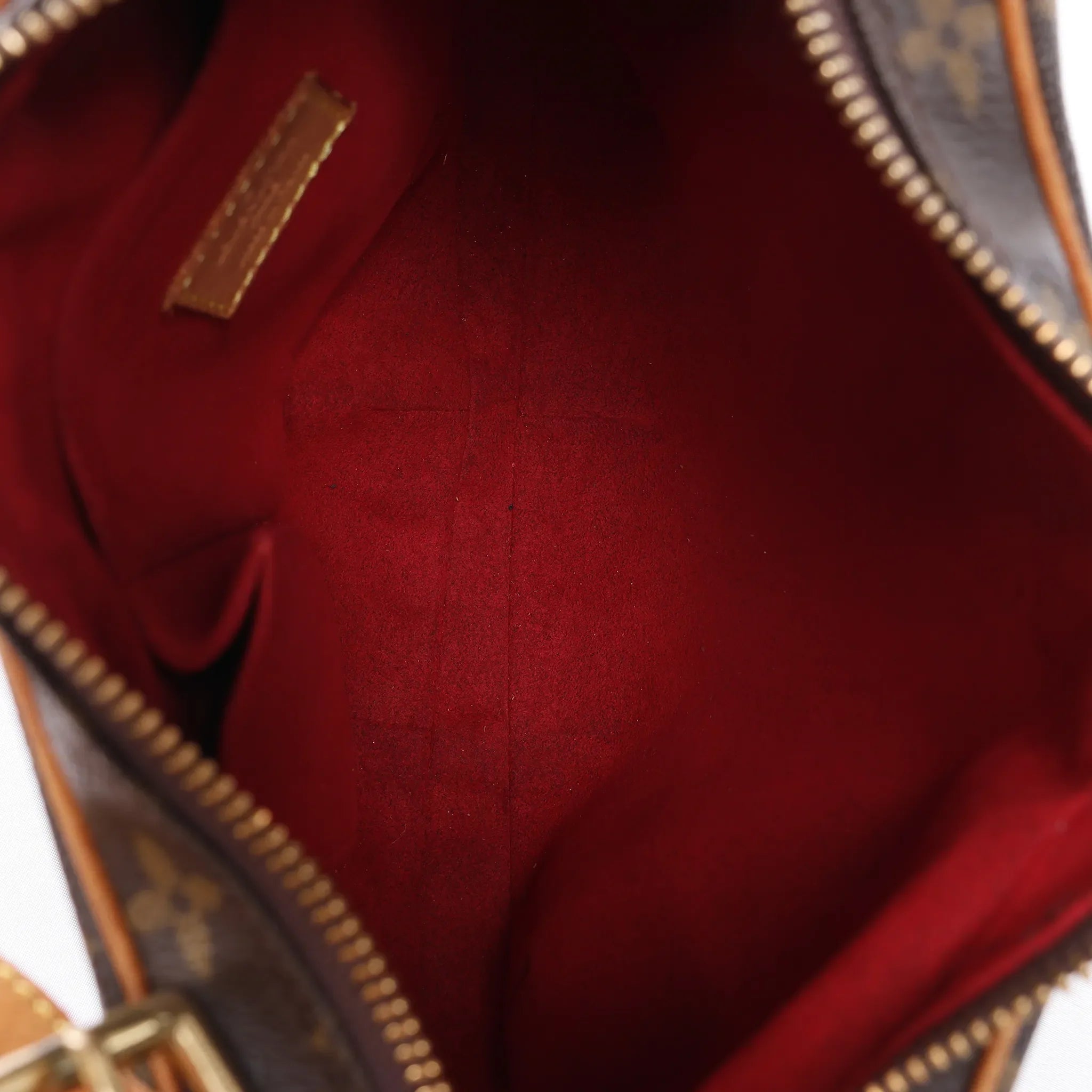 Louis Vuitton Croissant MM Monogram Shoulder Bag in Brown M51512