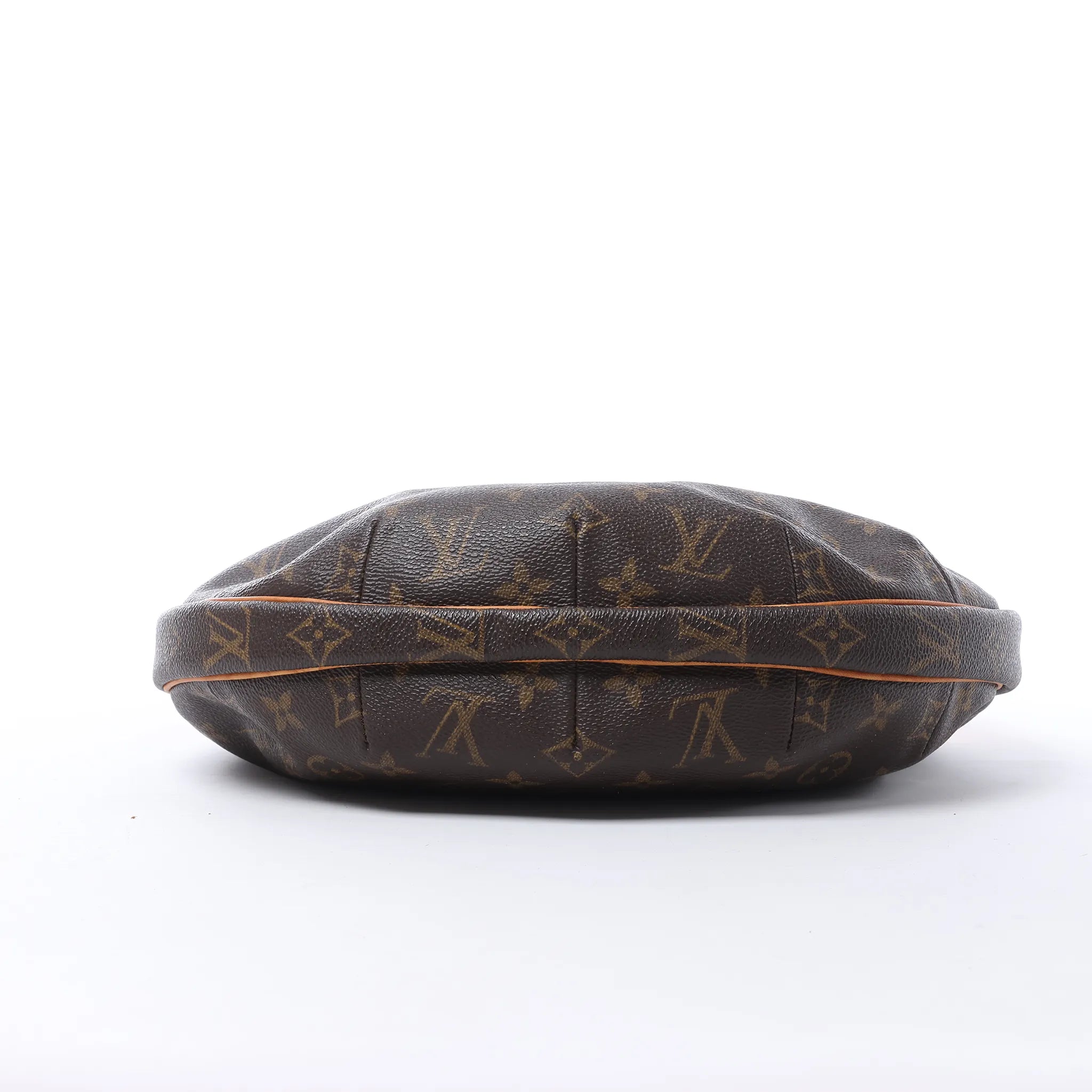 Louis Vuitton Croissant MM Monogram Shoulder Bag in Brown M51512