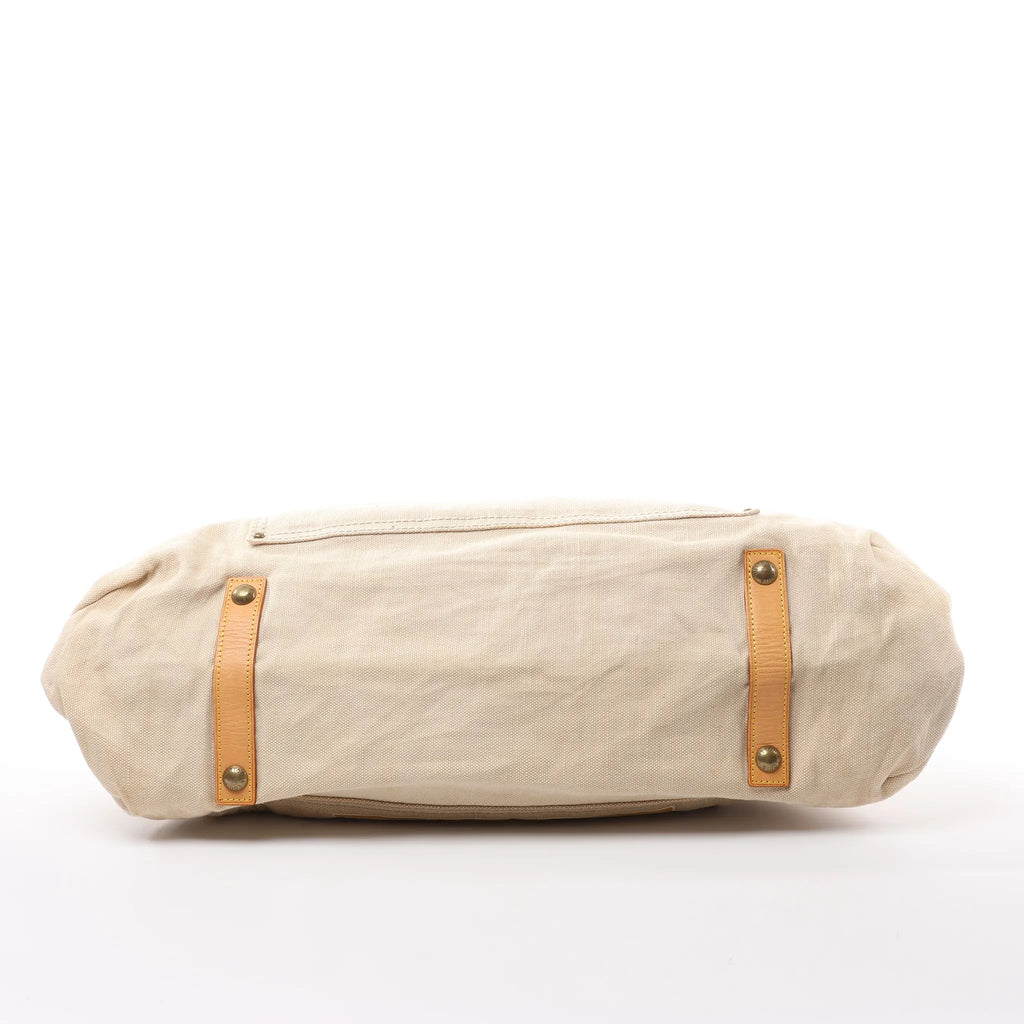 Louis Vuitton Toile Globe GM Limited Edition Cloth Handbag in Beige M95110