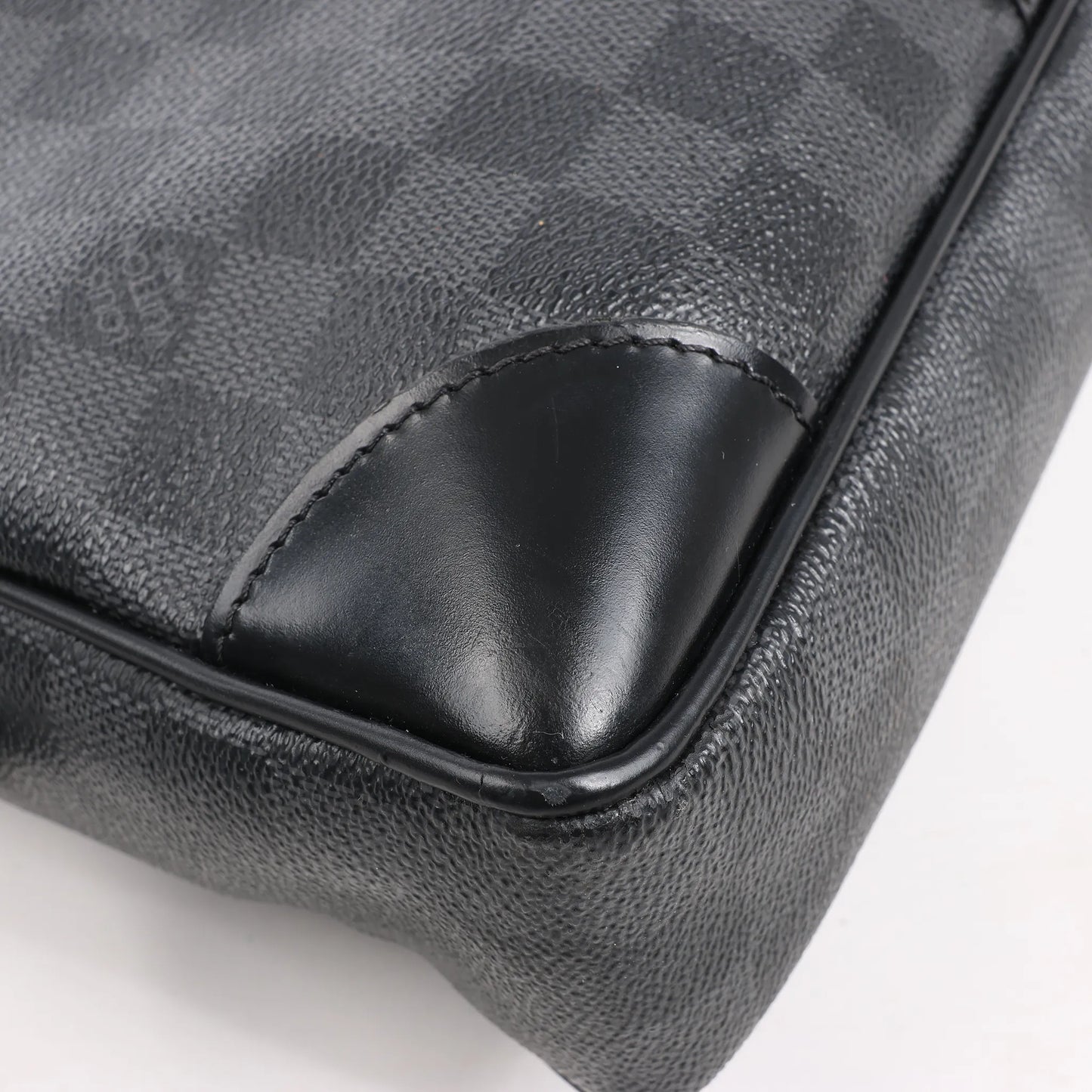 Louis Vuitton Damier Graphite Porte Documents Voyages Handbag N41125