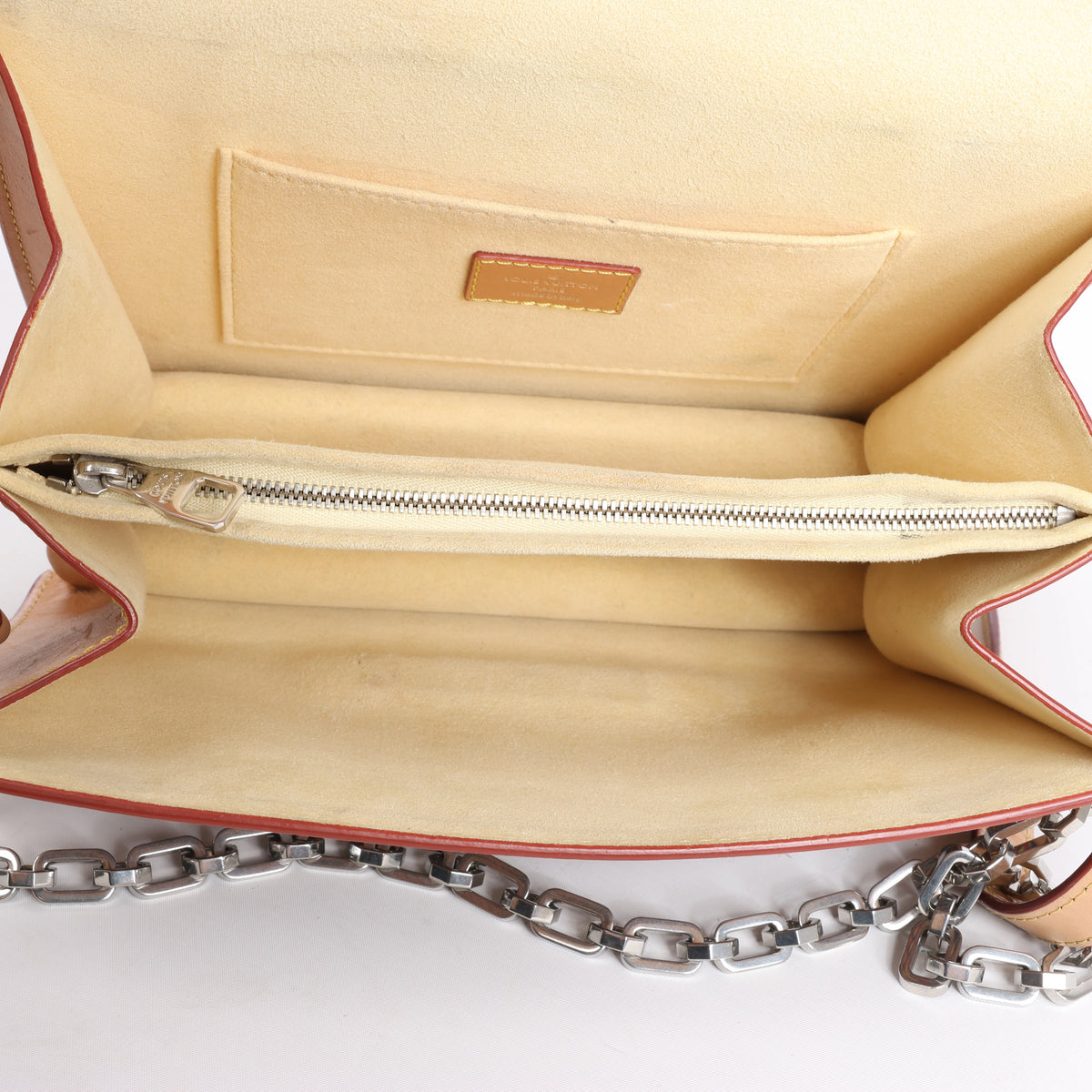Bolso de hombro Louis Vuitton Noe de cuero Epi en negro y rojo castellano M44017