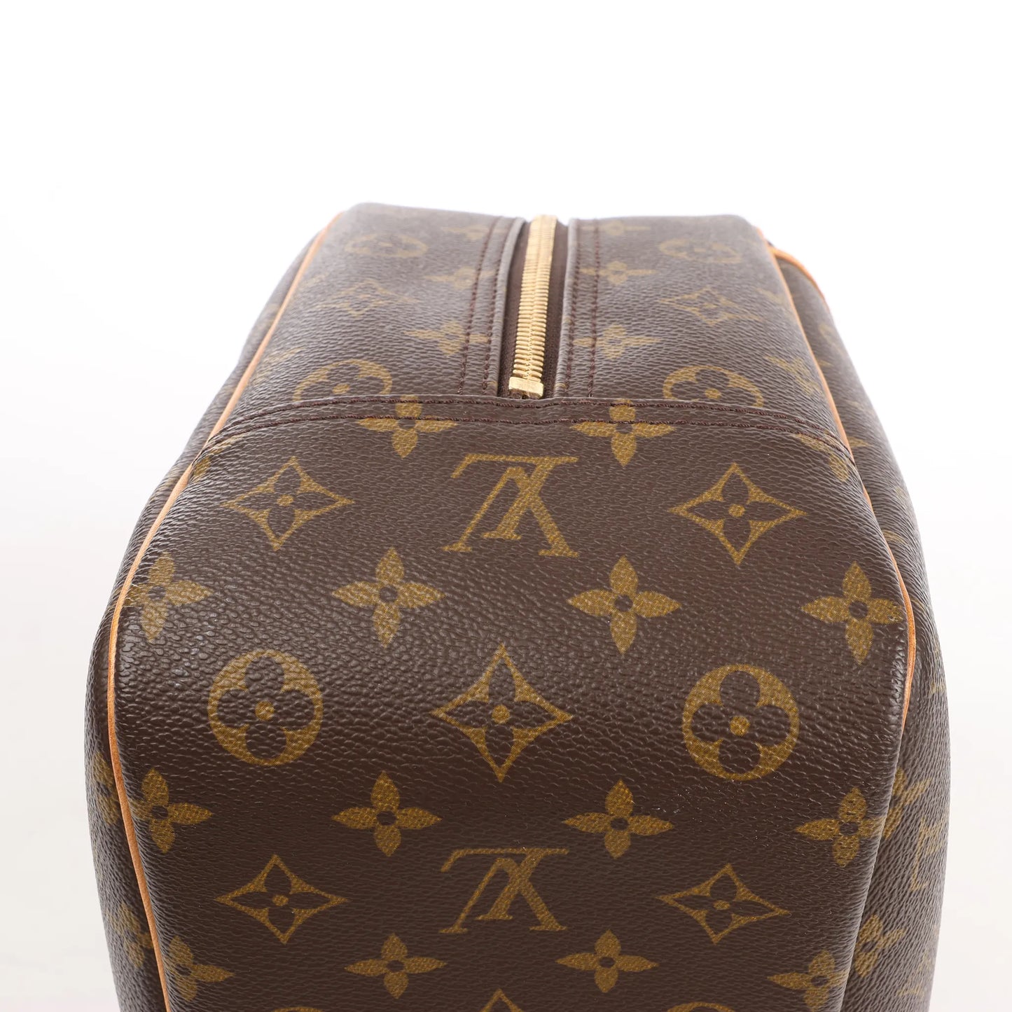 Louis Vuitton Deauville Monogram Canvas Handbag in Brown M47270