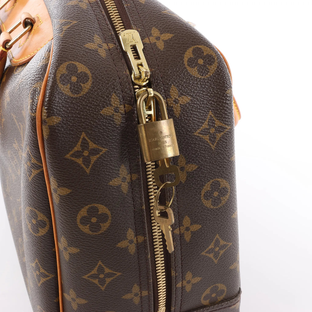 Louis Vuitton Deauville Monogram Canvas Handbag in Brown M47270
