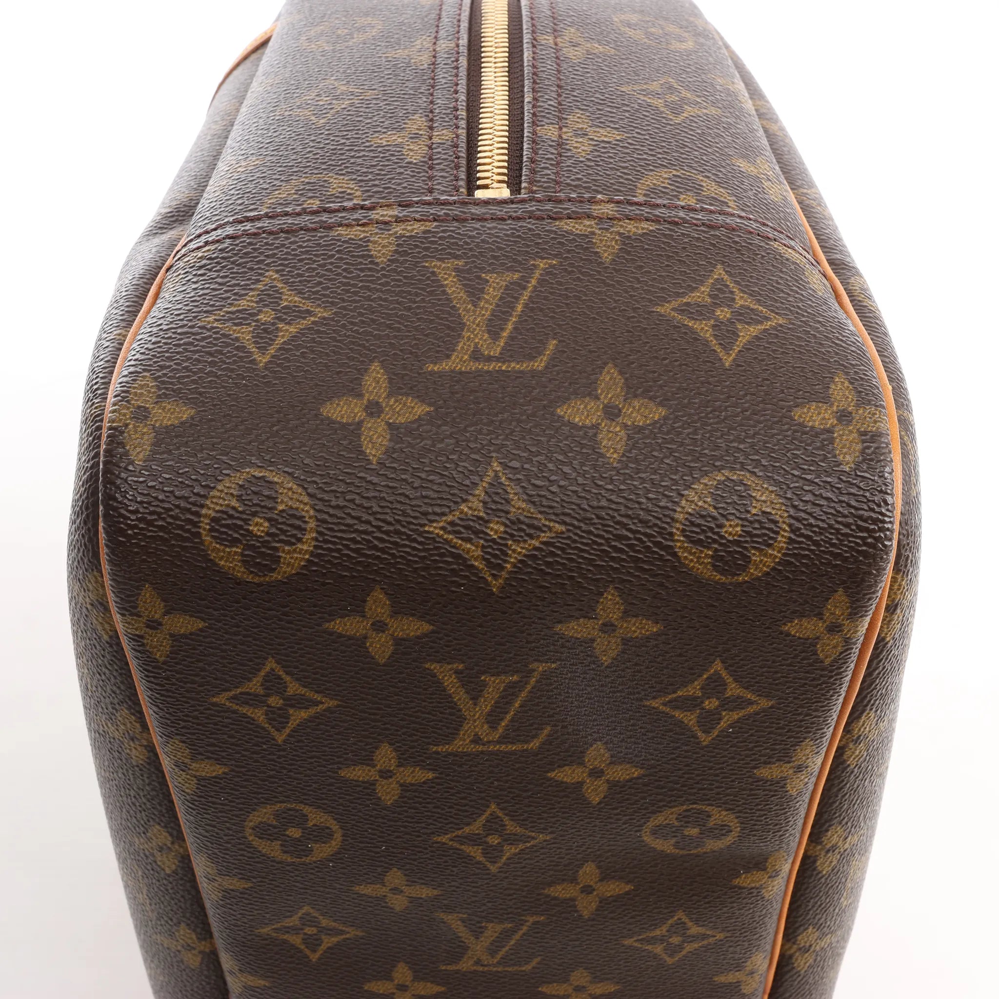 Louis Vuitton Deauville Monogram Canvas Handbag in Brown M47270