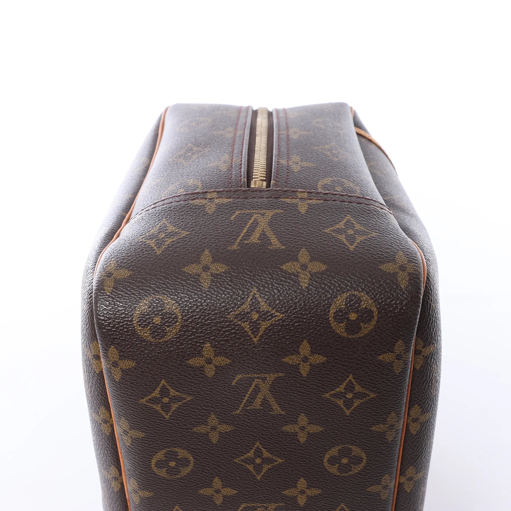 Louis Vuitton Deauville Monogram Canvas Handbag in Brown M47270