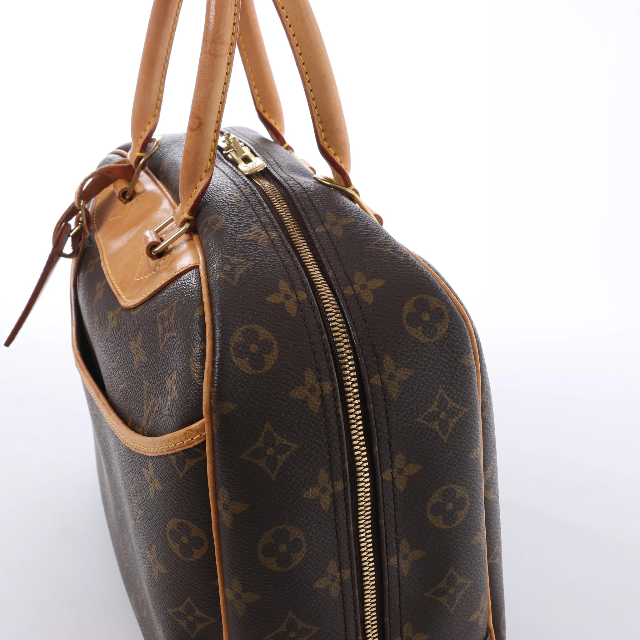 Louis Vuitton Deauville Monogram Canvas Handbag in Brown M47270