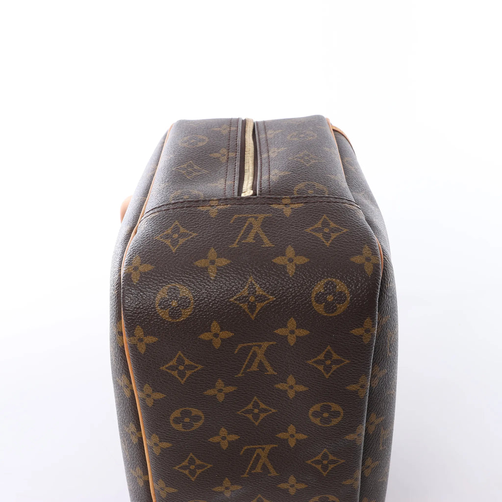 Louis Vuitton Deauville Monogram Canvas Handbag in Brown M47270