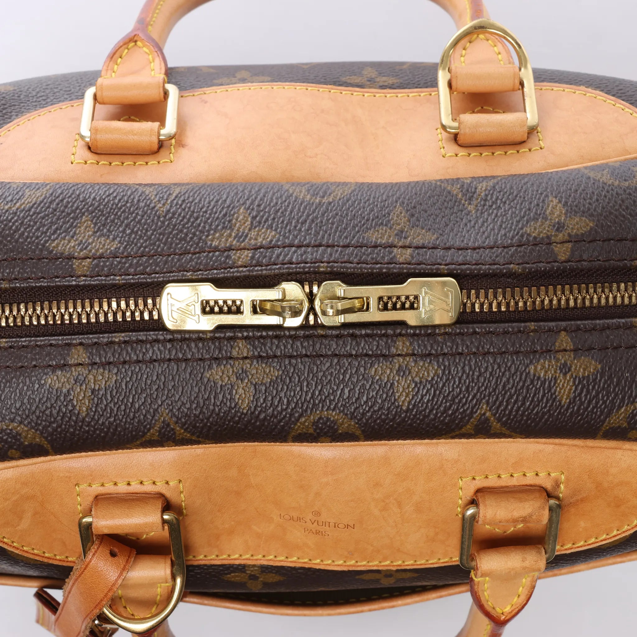 Louis Vuitton Deauville Monogram Canvas Handbag in Brown M47270