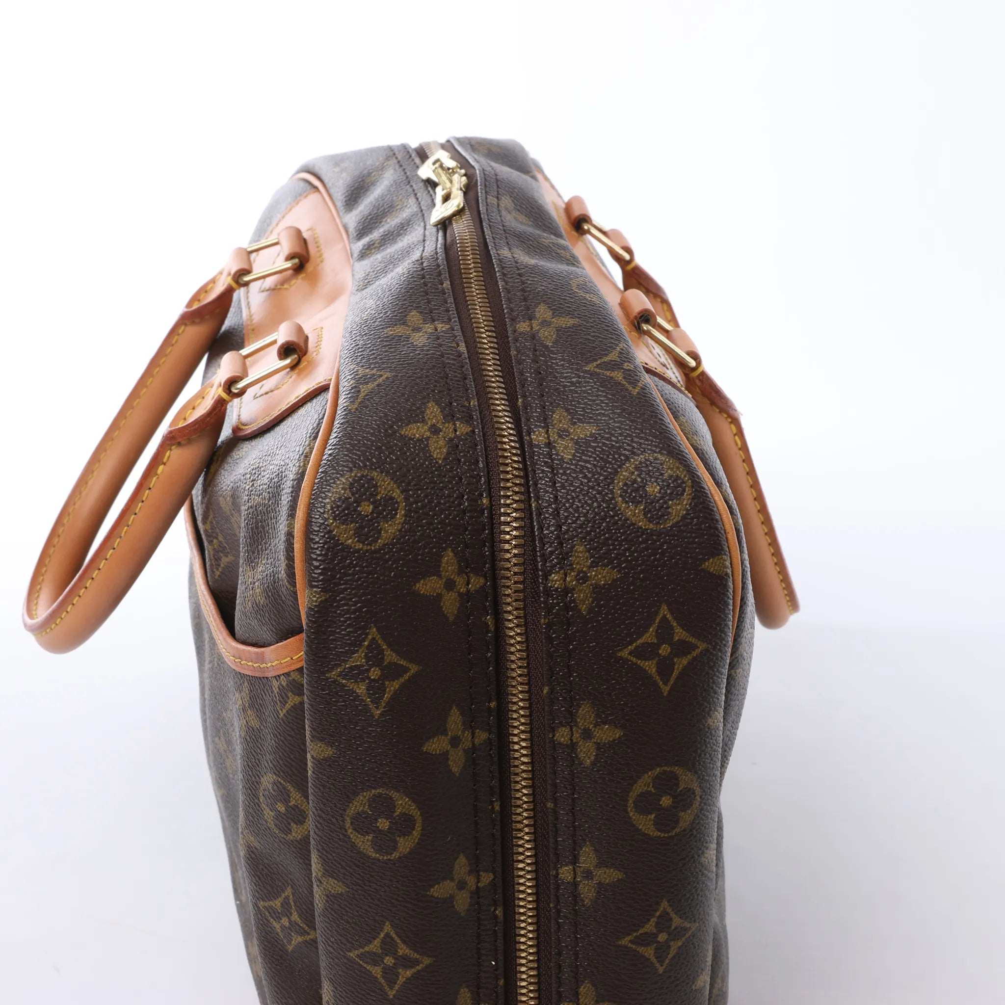 Louis Vuitton Deauville Monogram Canvas Handbag in Brown M47270